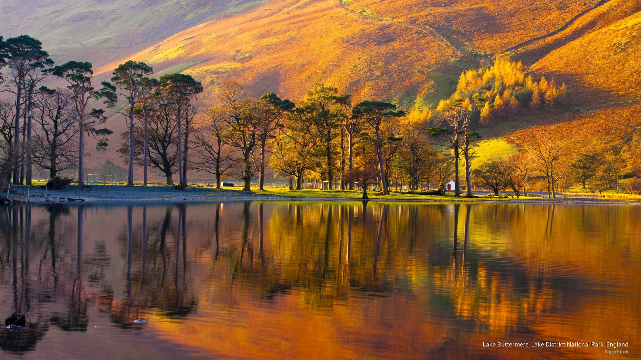 Lake Buttermere, Lake District National Park, England, Fall