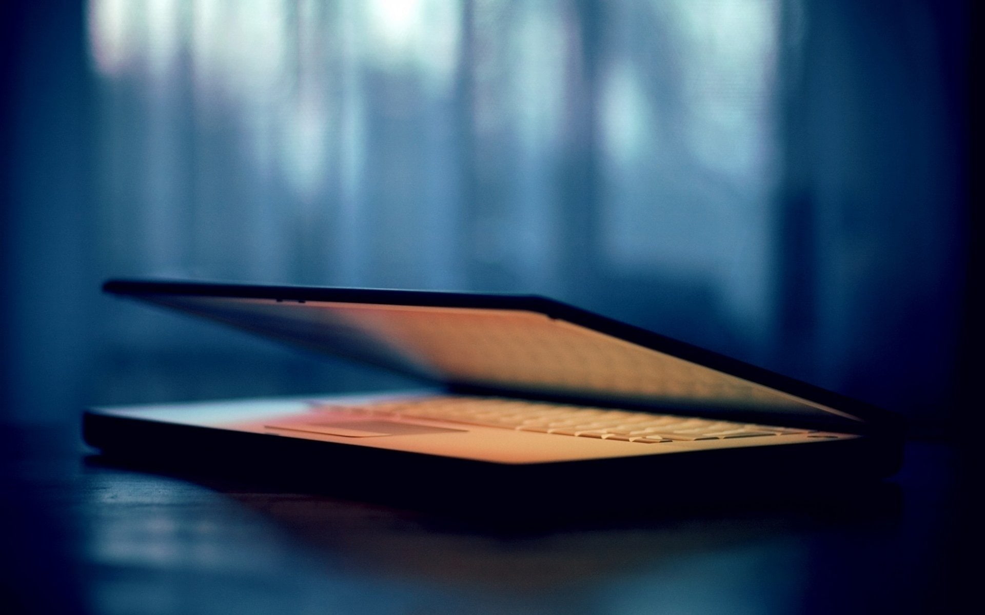 Technology, Macbook