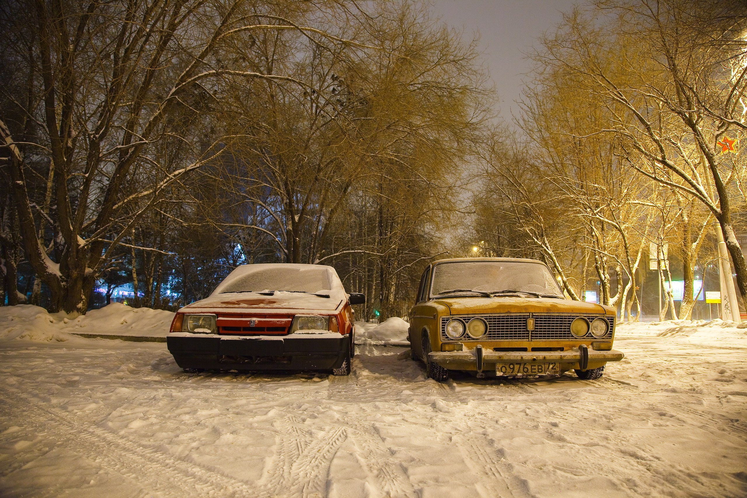 red and yellow cars, machine, snow, Auto, Lada, VAZ, 2108, BPAN