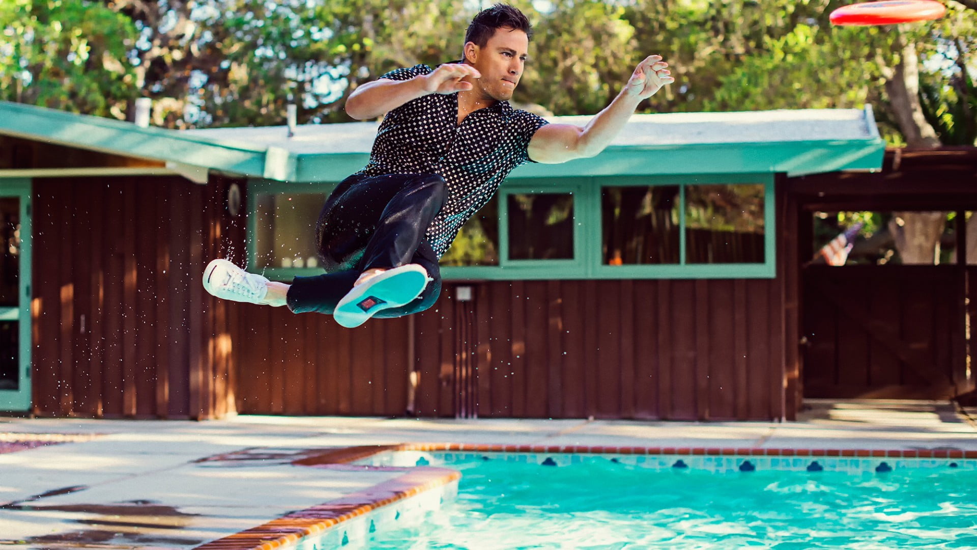 men's black pants, Channing Tatum, actor, jumping, swimming pool
