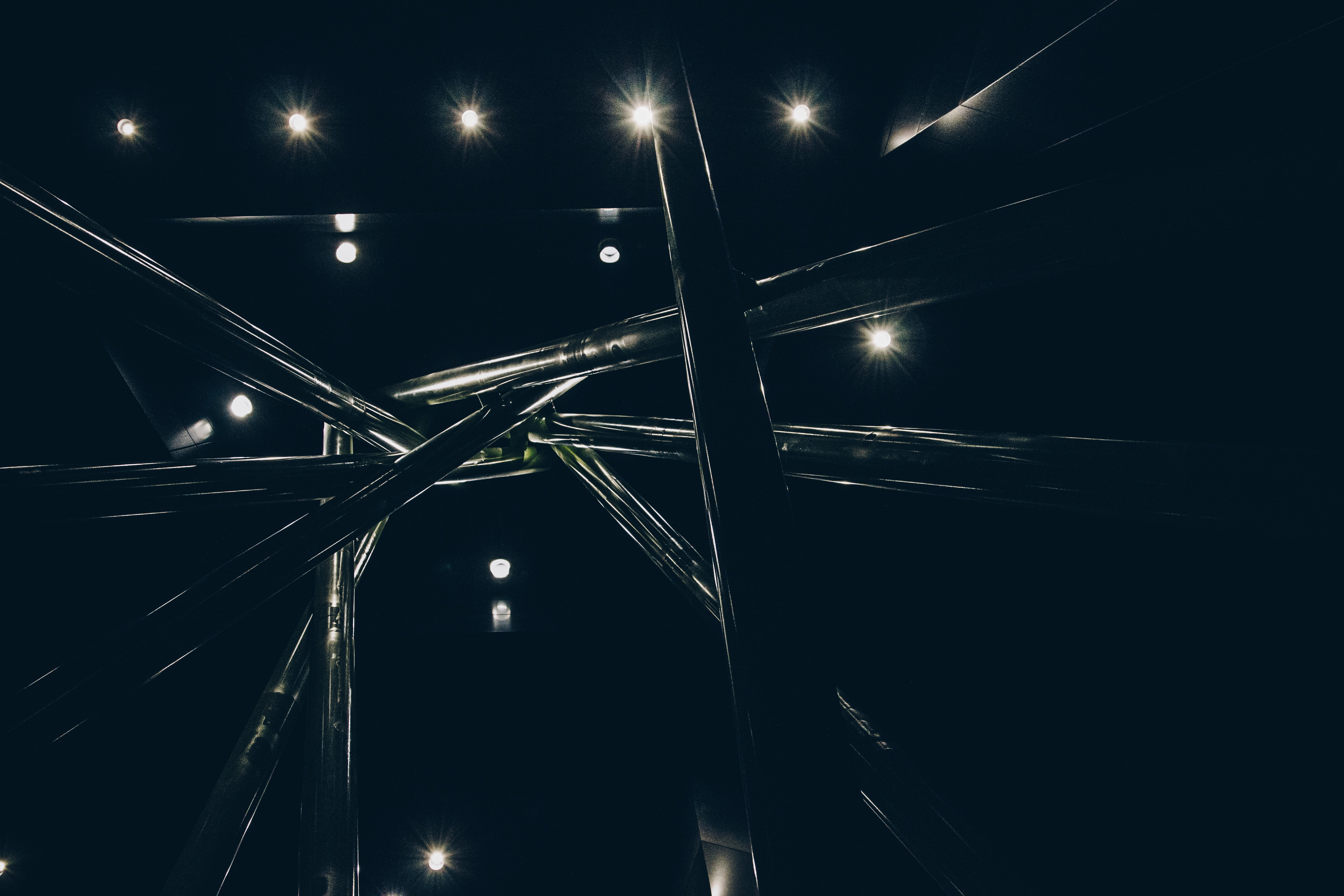 Construction, Light, Interlacing