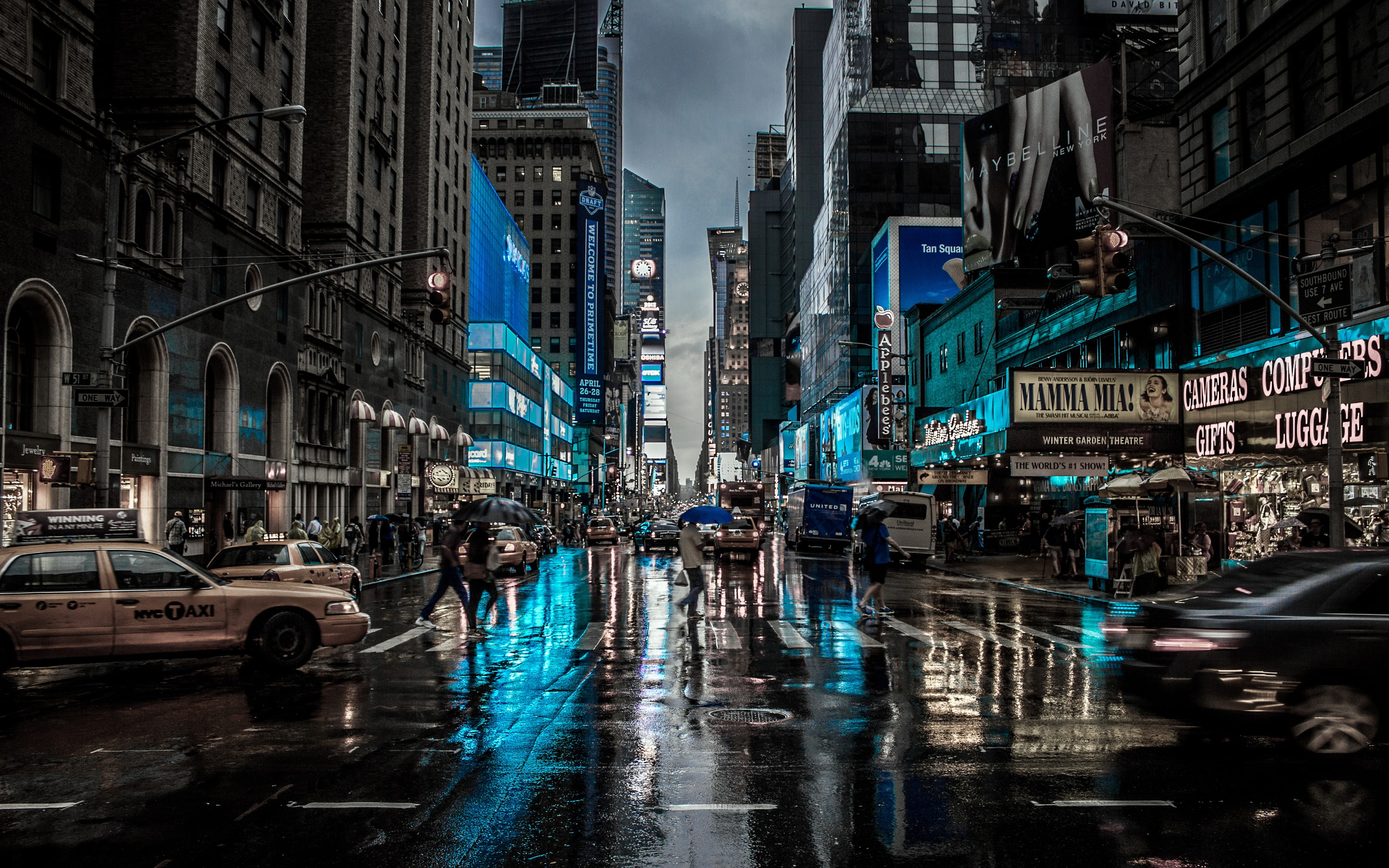 New York city 3D wallpaper, high rise buildings and busy street