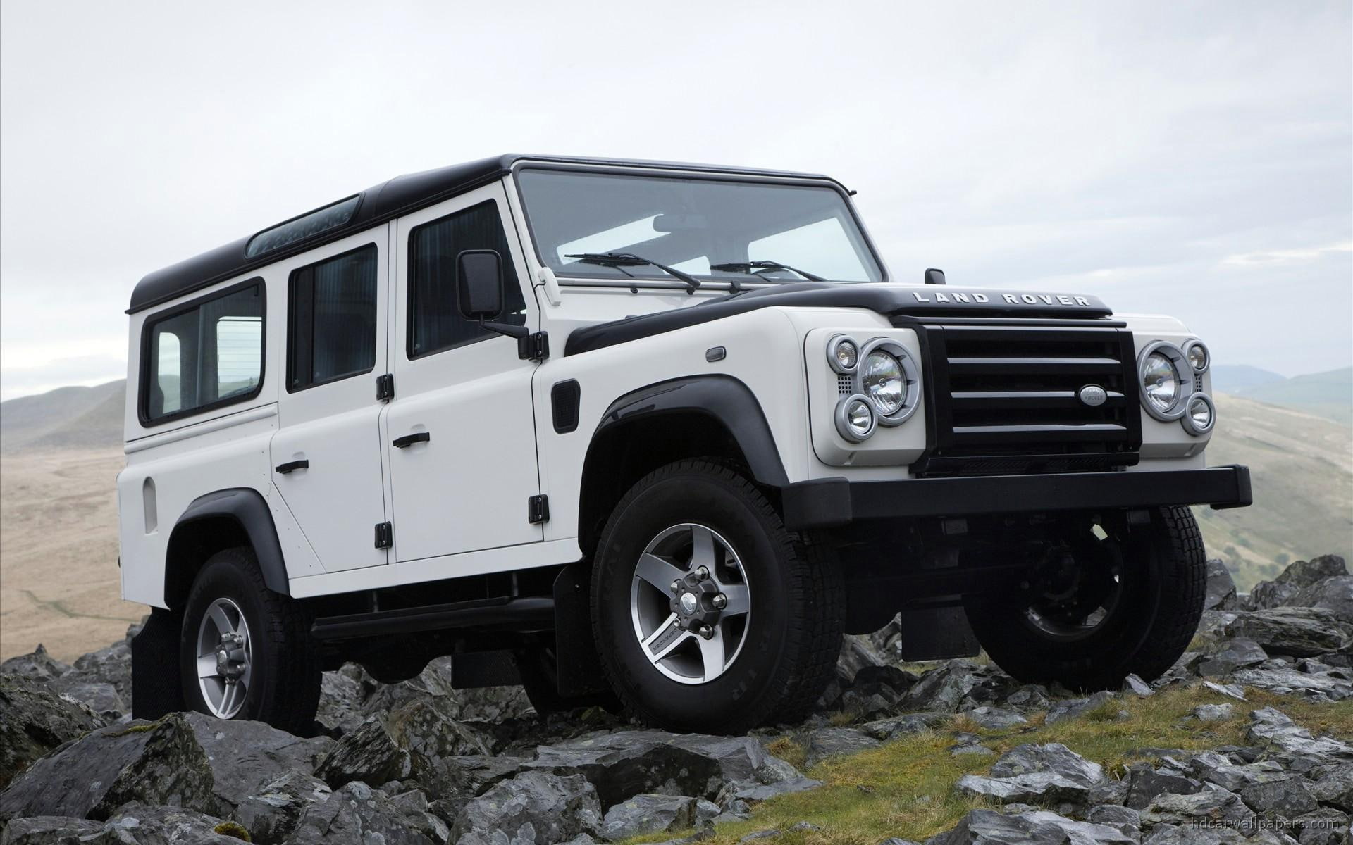 Land Rover Defender Fire Ice Editions 3, white range rover land rover