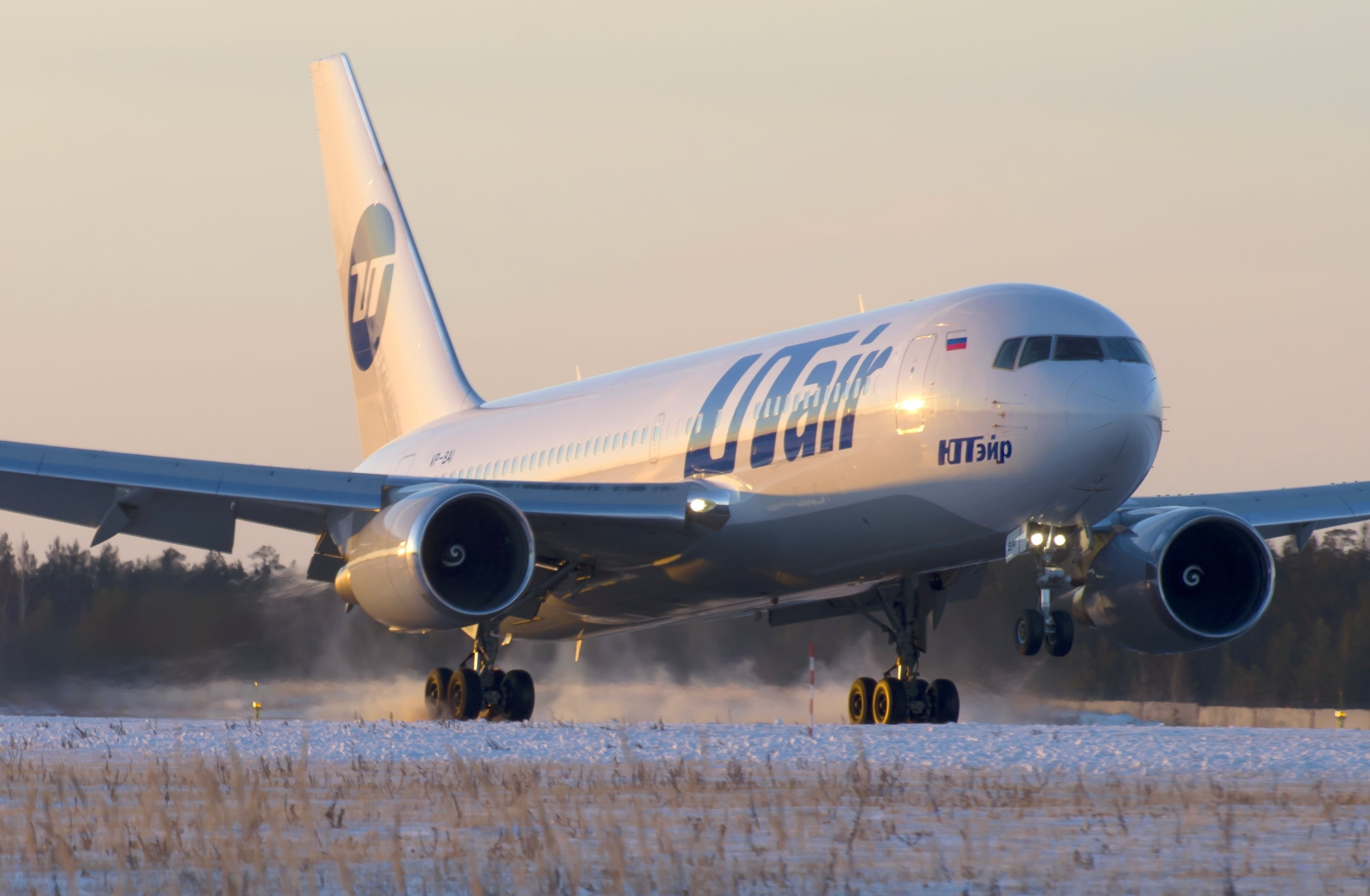 white airplane, winter, snow, sunset, engine, strip, wing, airport