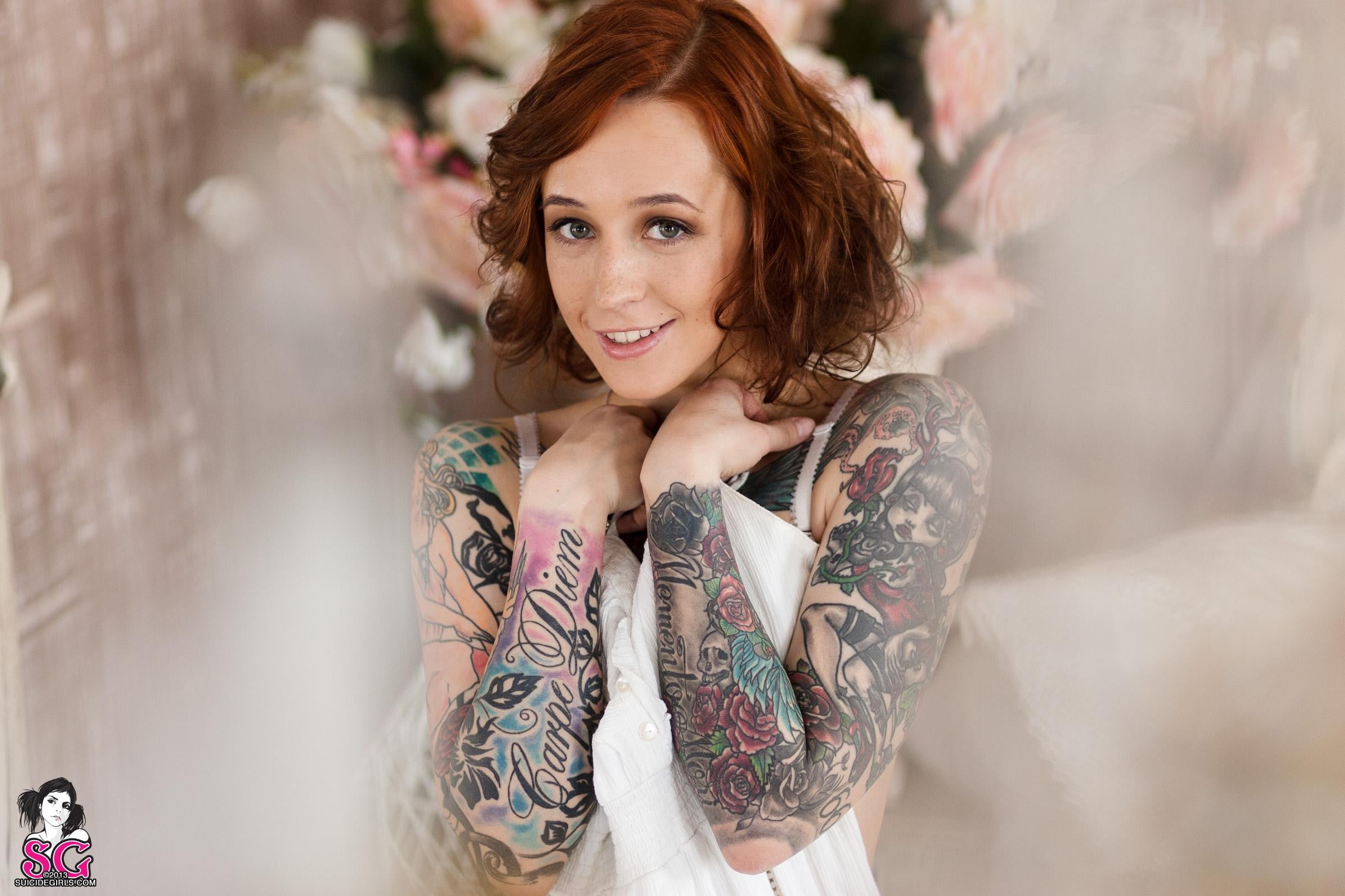 women's white top, Janesinner Suicide, Suicide Girls, tattoo