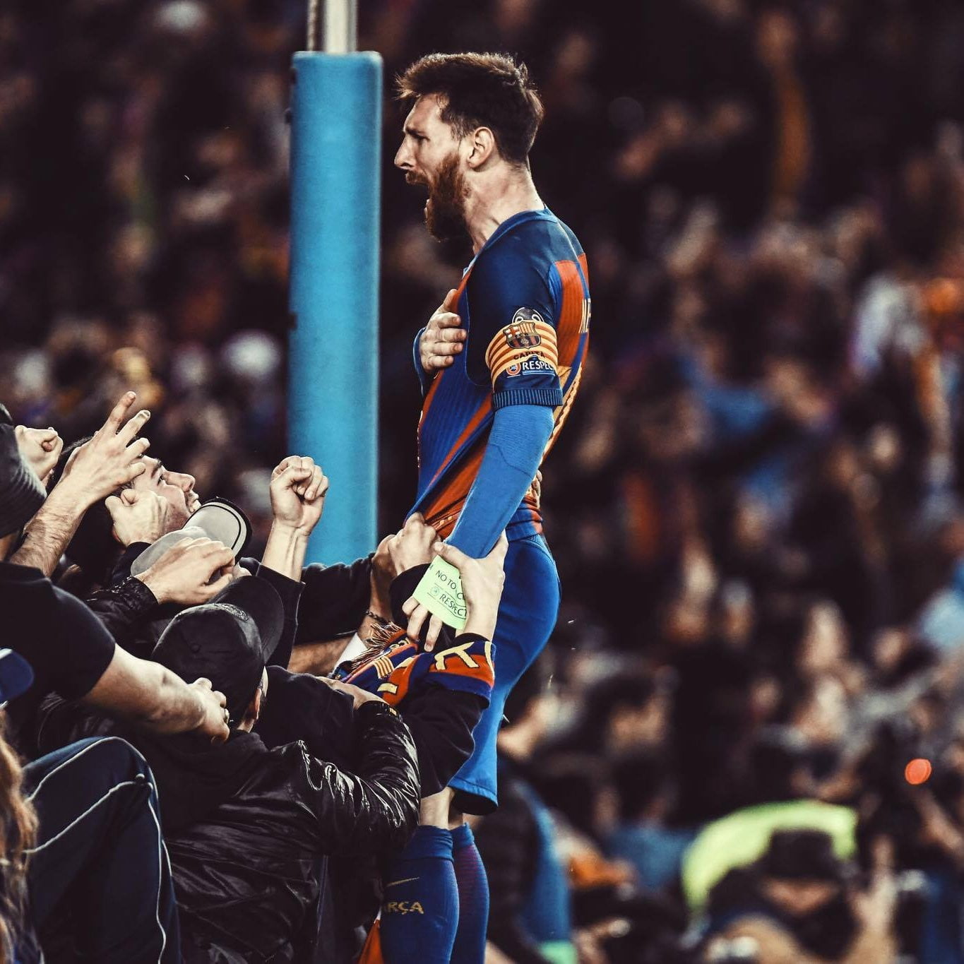 Lionel Messi, FC Barcelona, soccer clubs, Camp Nou, crowd, men