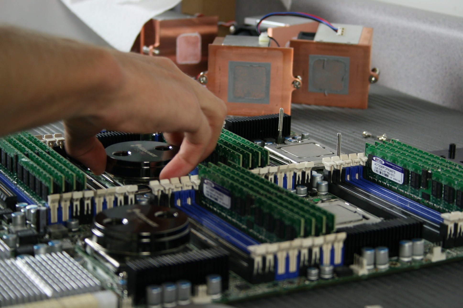 Intel, Xeon, RAM (Computing), server, cloud computing, internet