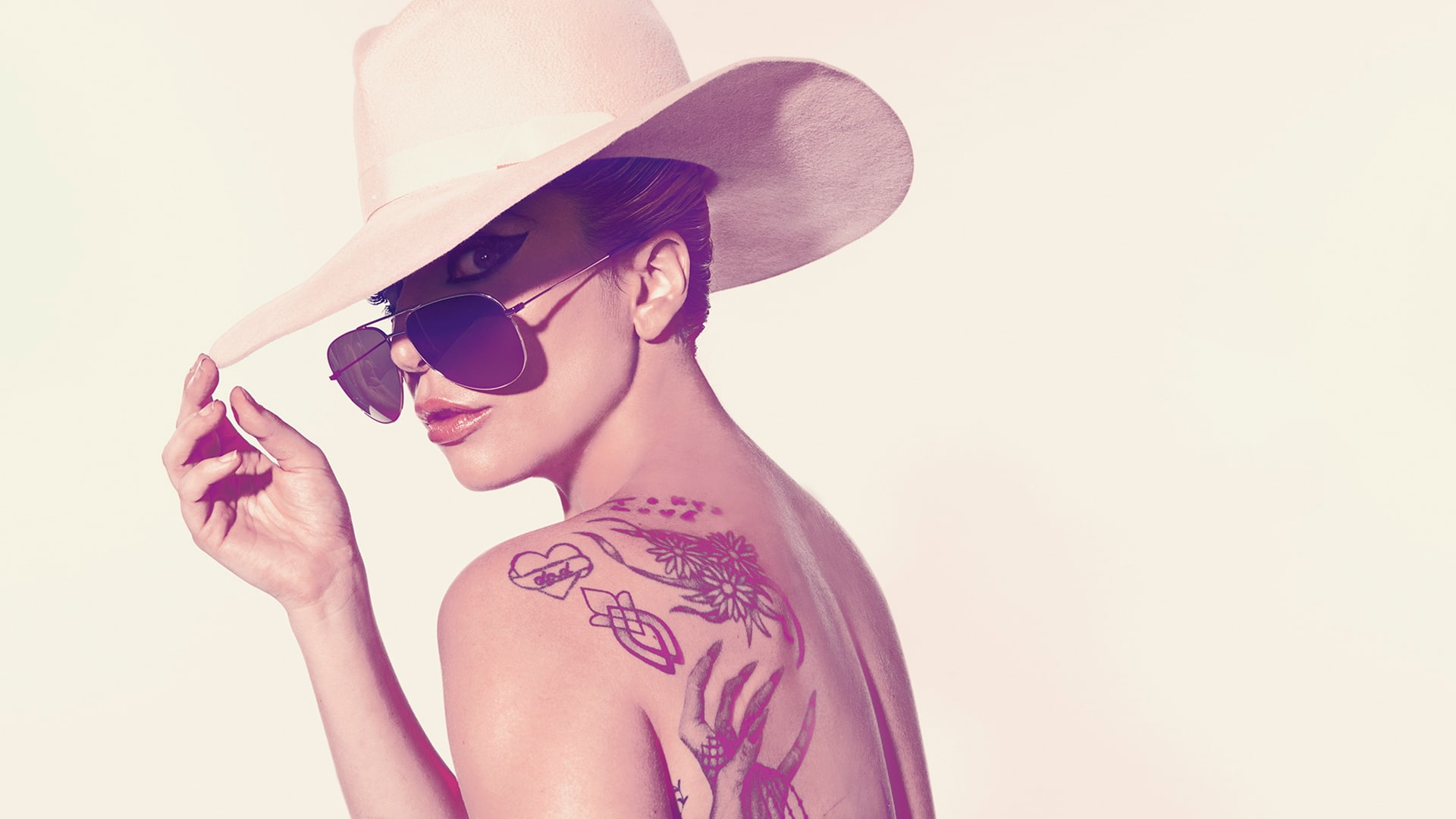 the sun, background, hat, makeup, actress, tattoo, glasses