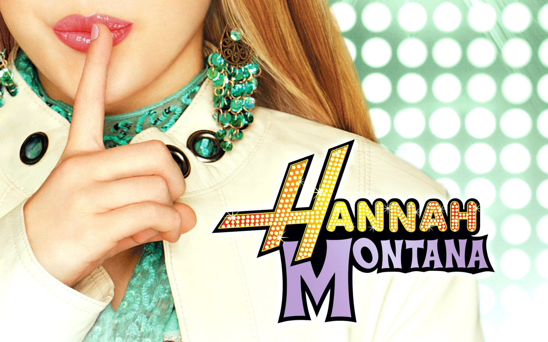 Hannah Montana, one person, front view, women, real people, lifestyles