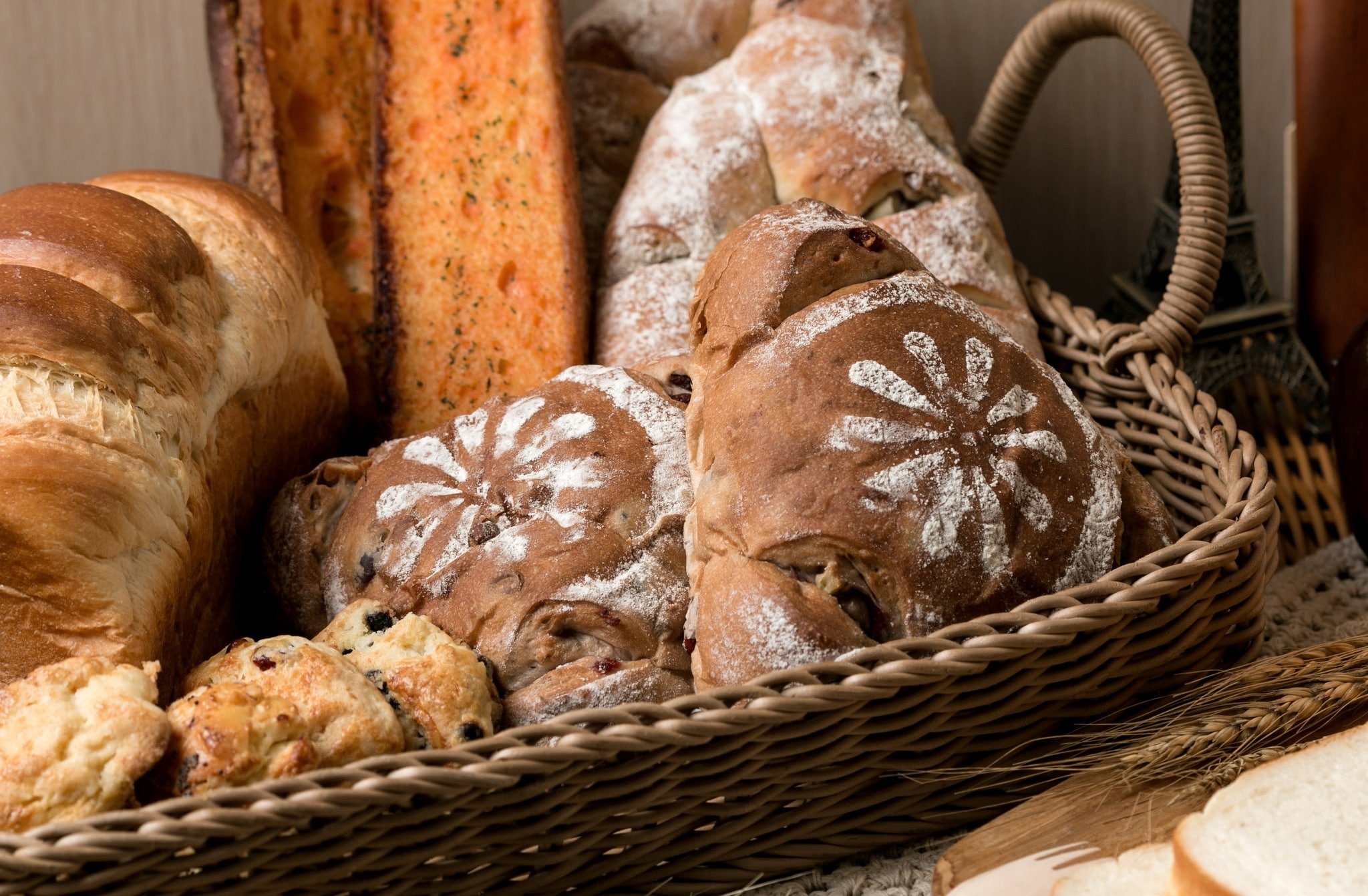 bread, buns, range