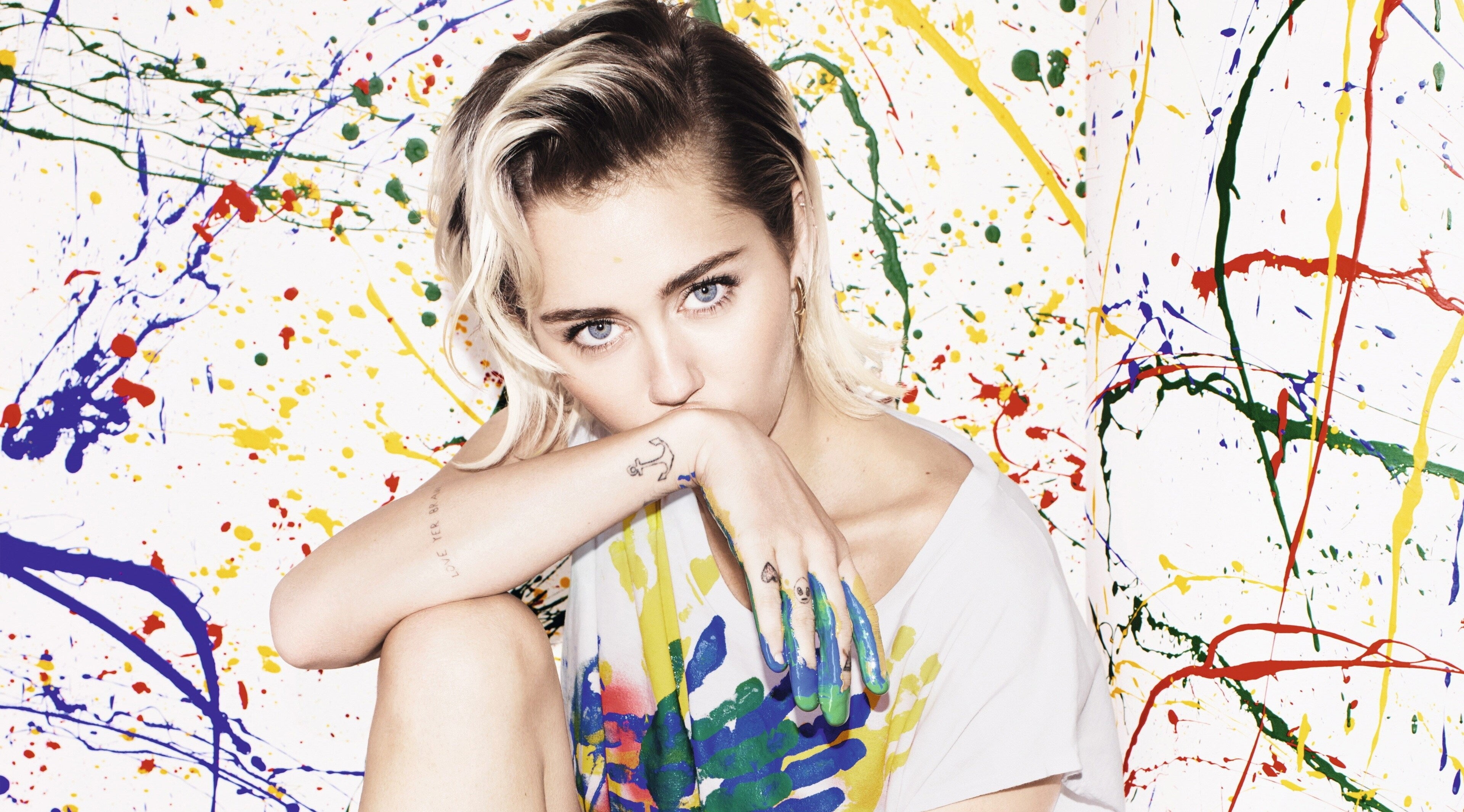 miley cyrus 4k  desktop