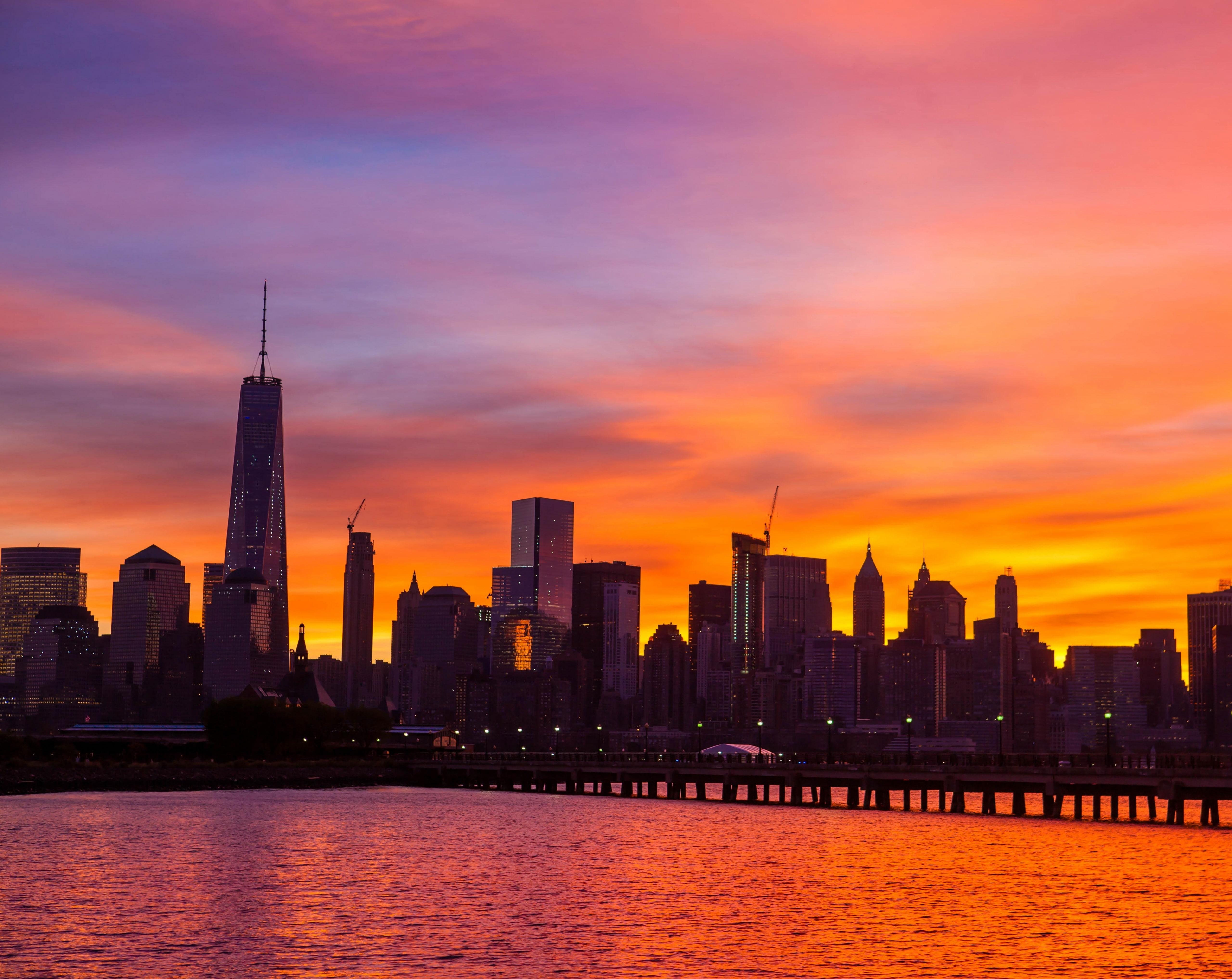 New York City Skyline Sunrise, city building photo, United States
