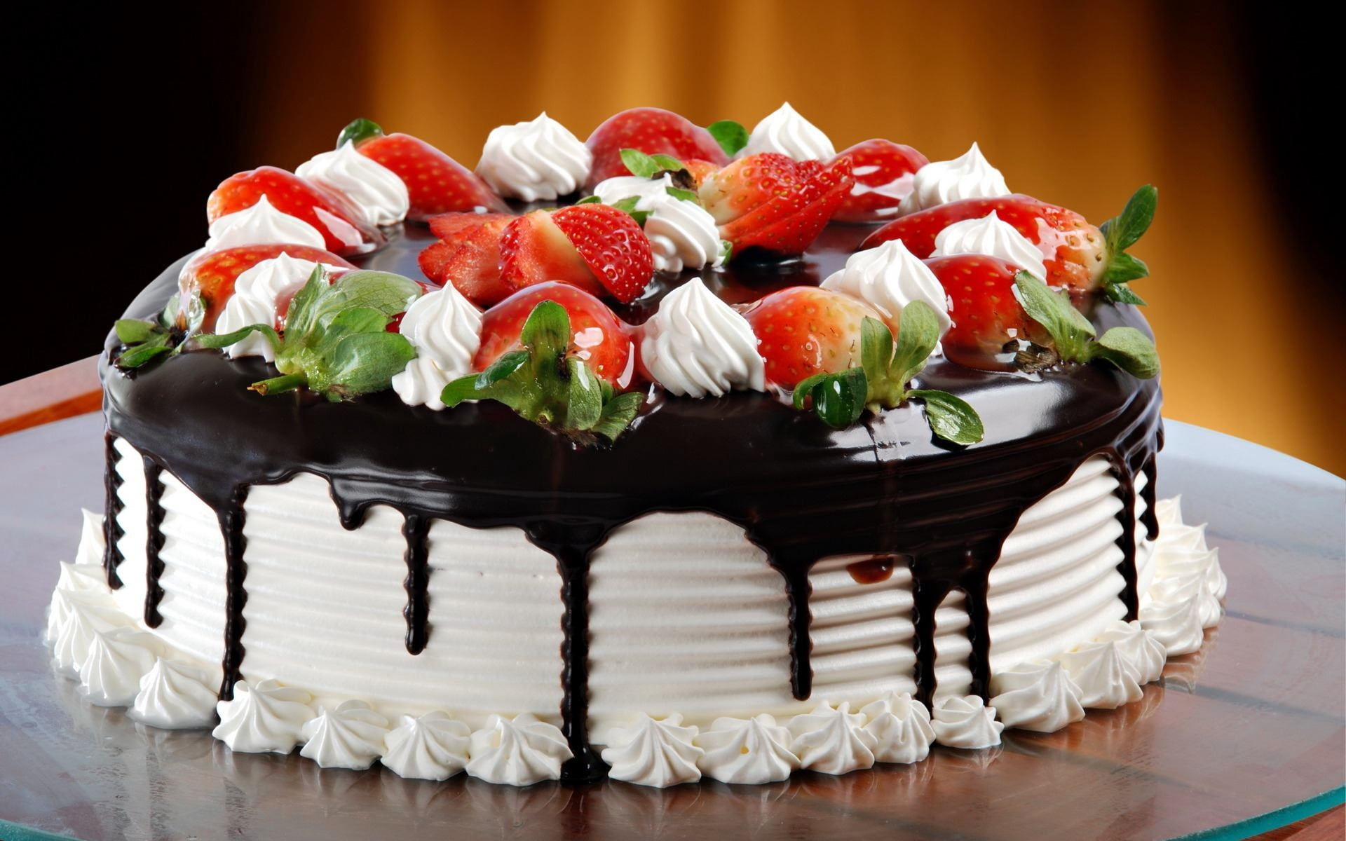 strawberry chocolate cake, pie, glaze, cream, dessert, food, gourmet
