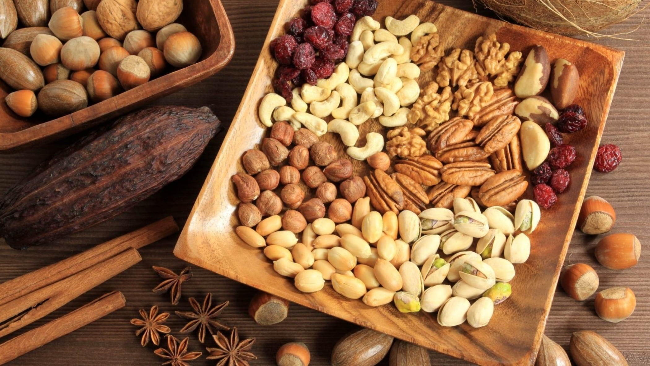 nuts, cinnamon, hazelnuts, peanuts, cocoa, spices, pistachios