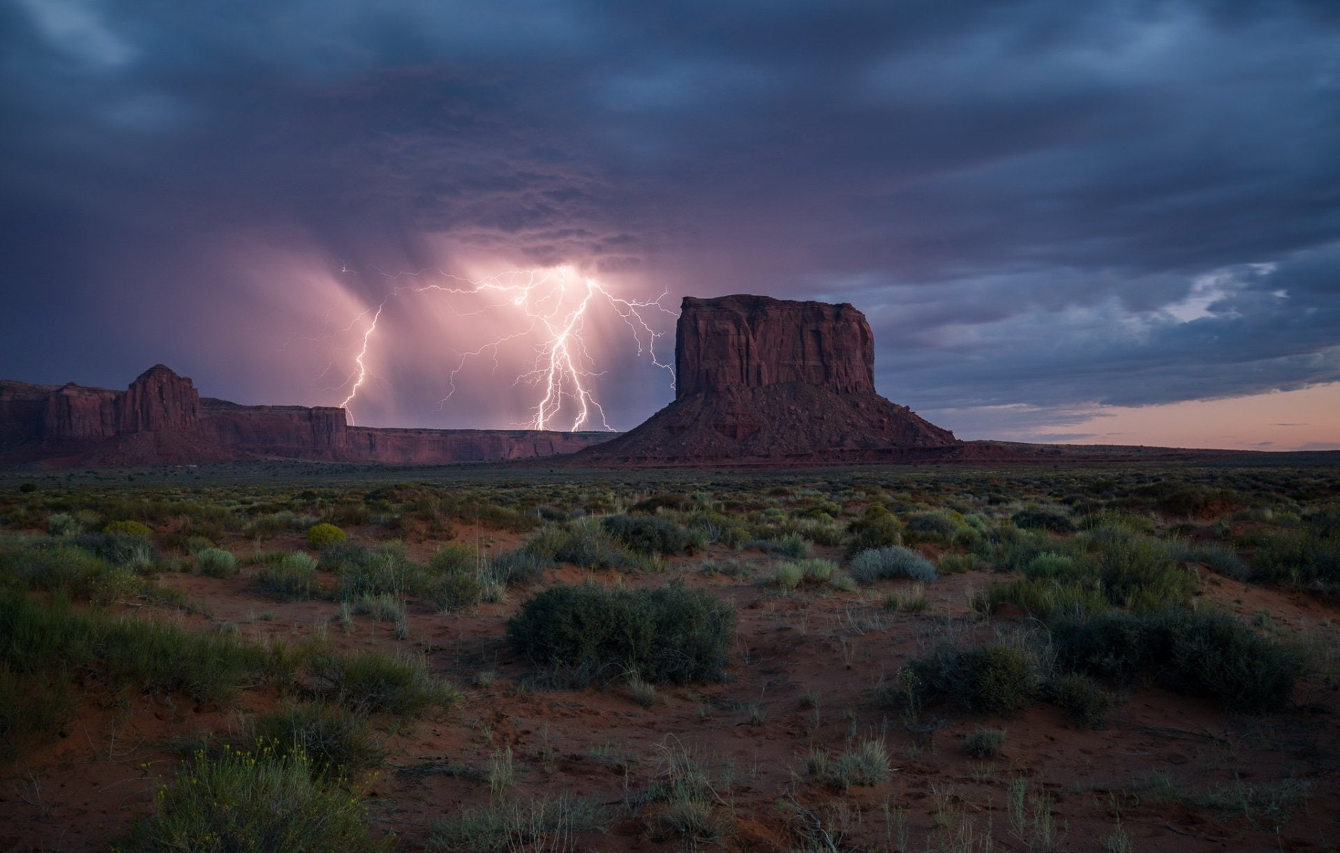 Earth, Monument Valley, Cloud, Desert, Lightning, Nature, Rock