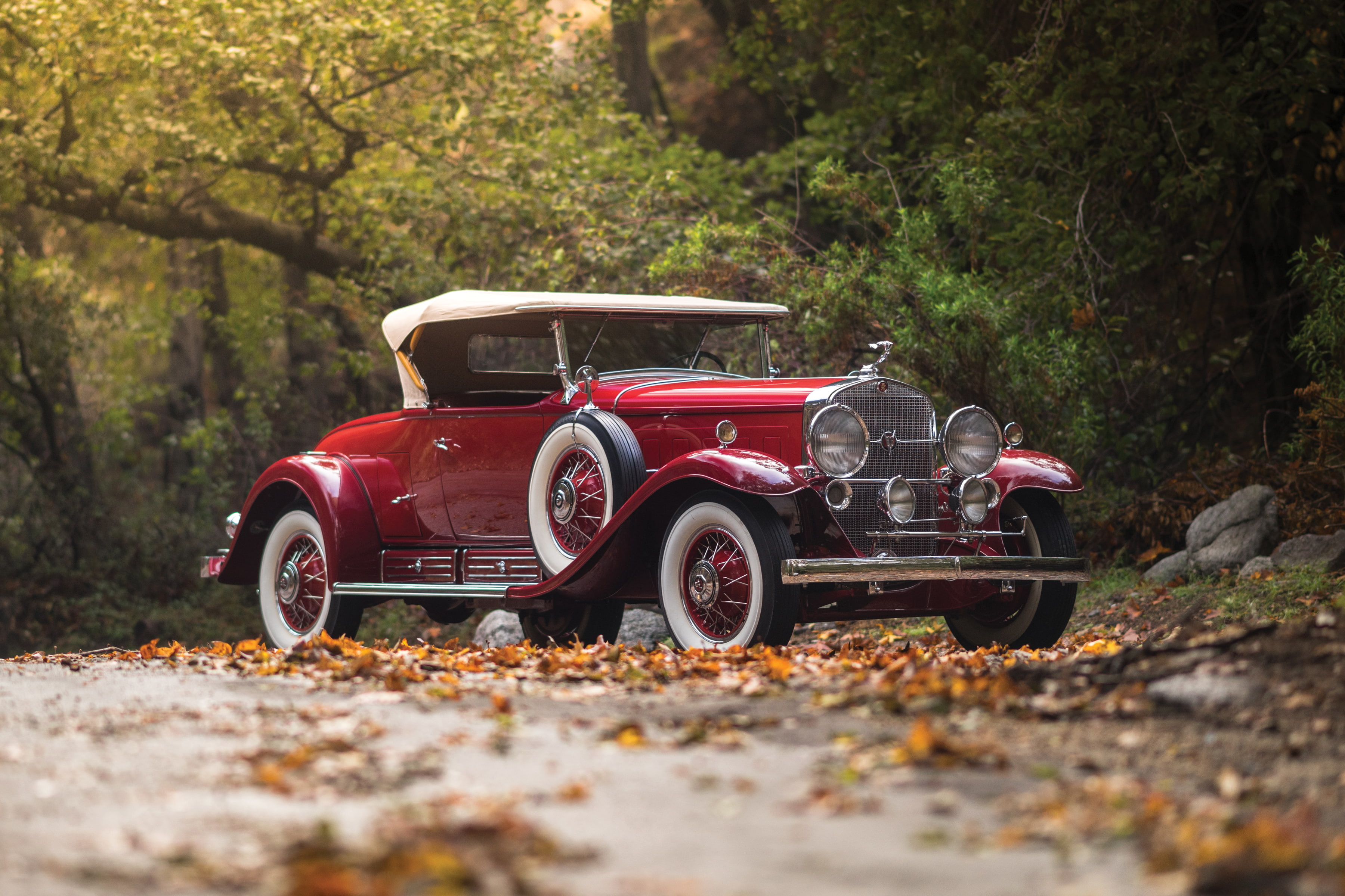 red coupe, Cadillac, Roadster, the front, 1930, V16, by Fleetwood