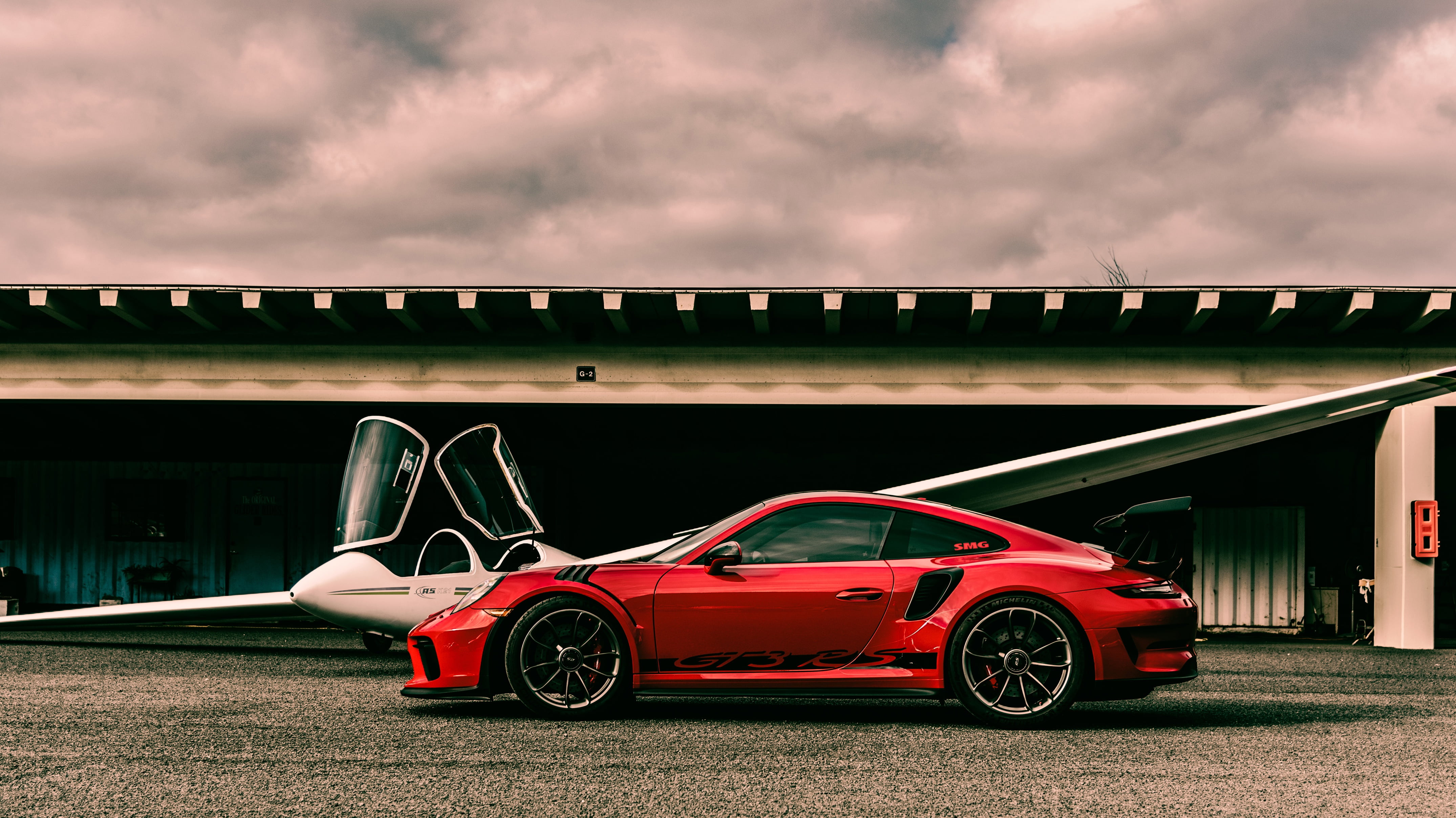 red, sports car, the plane, Porsche 911, Porsche 911 GT3 RS