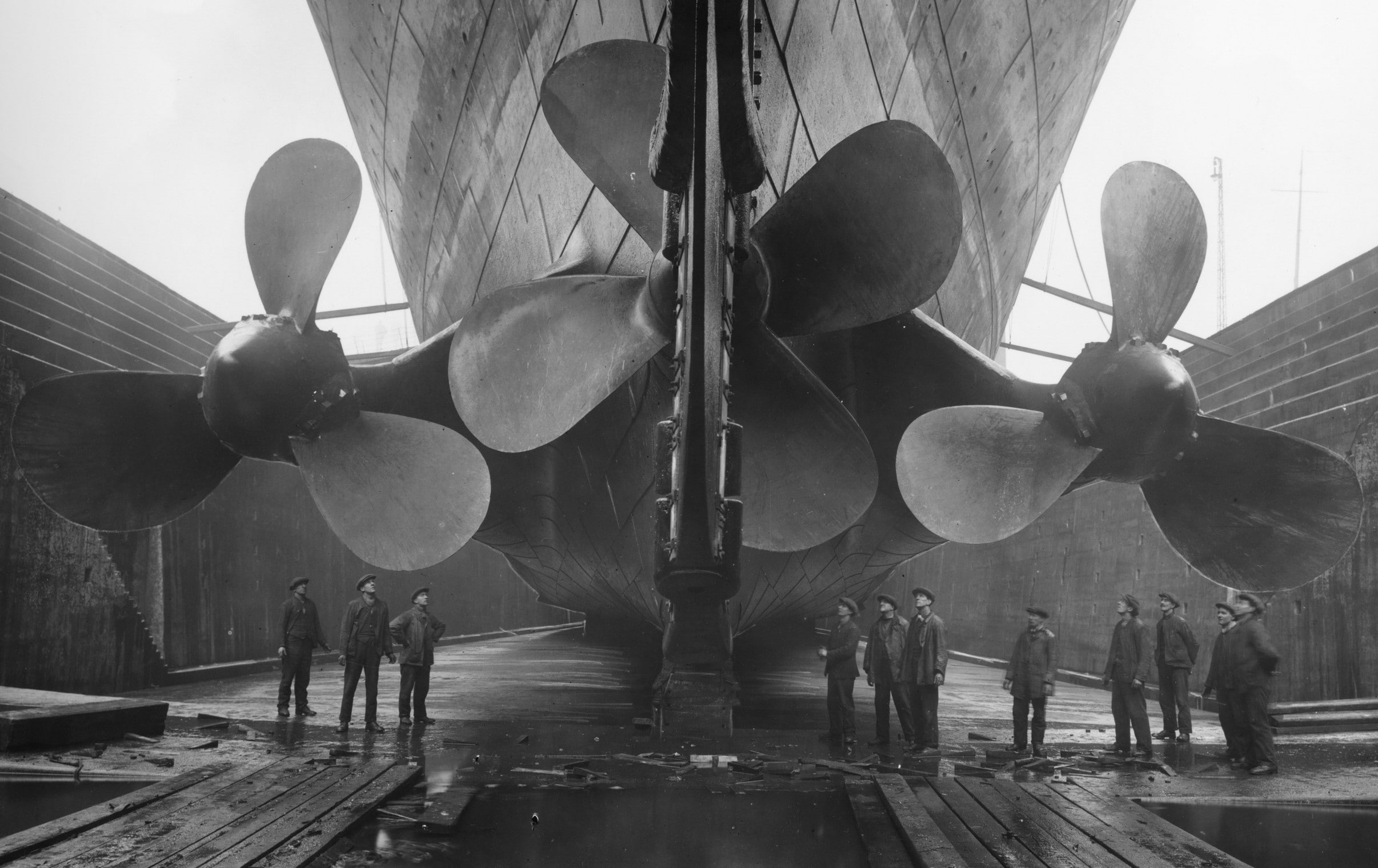Belfast, Dock, monochrome, photography, Propeller, ship, titanic