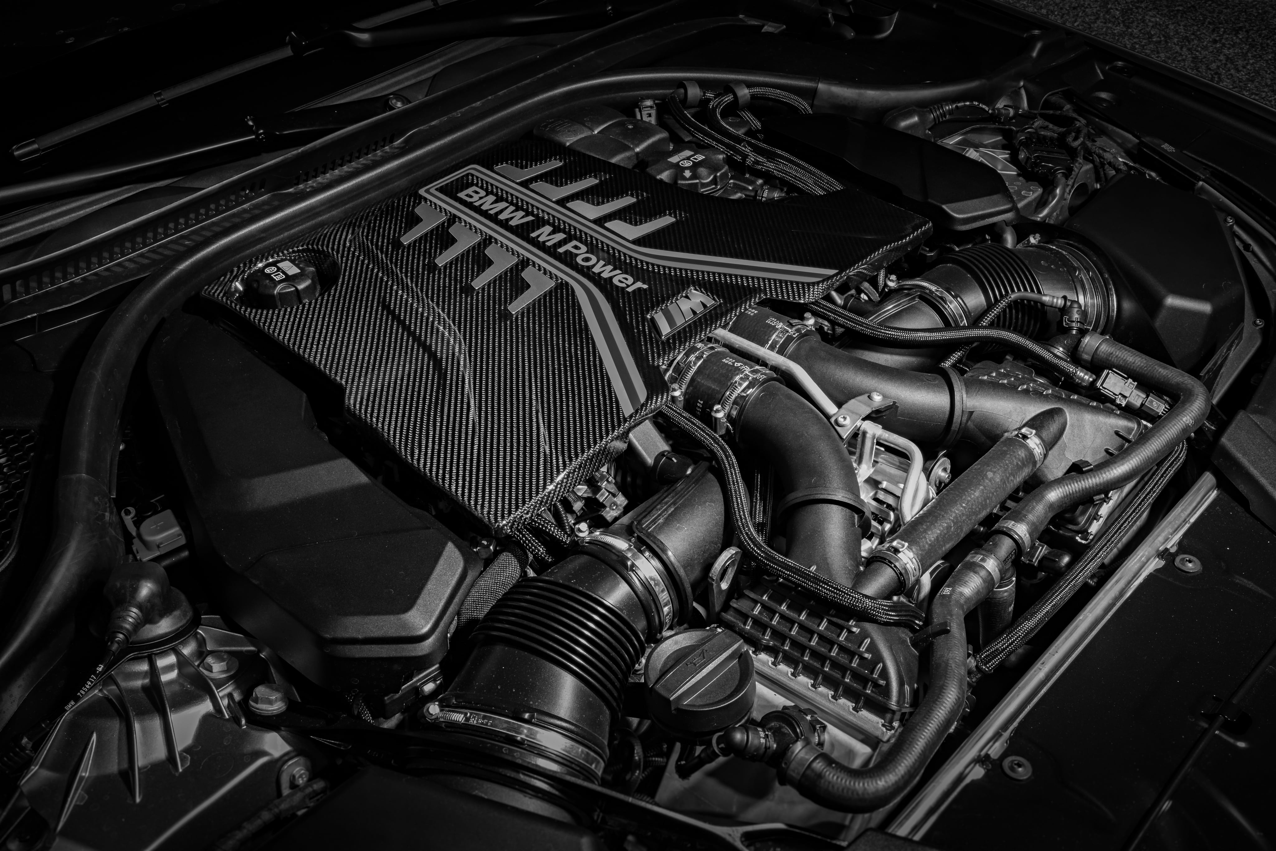 engine, BMW, 2018, Biturbo, 625 HP, under the hood, M5, V8