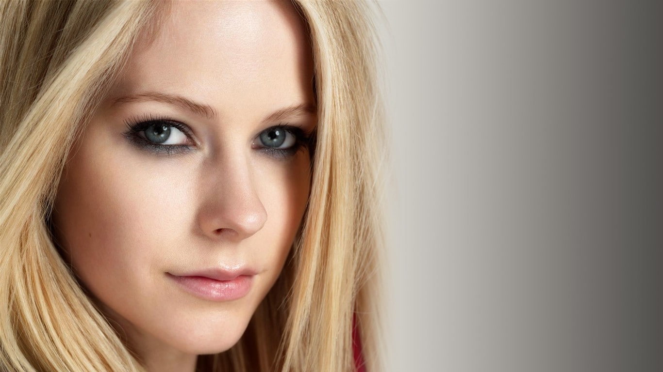 avril lavigne blonde blue eyes face, blond hair, one person