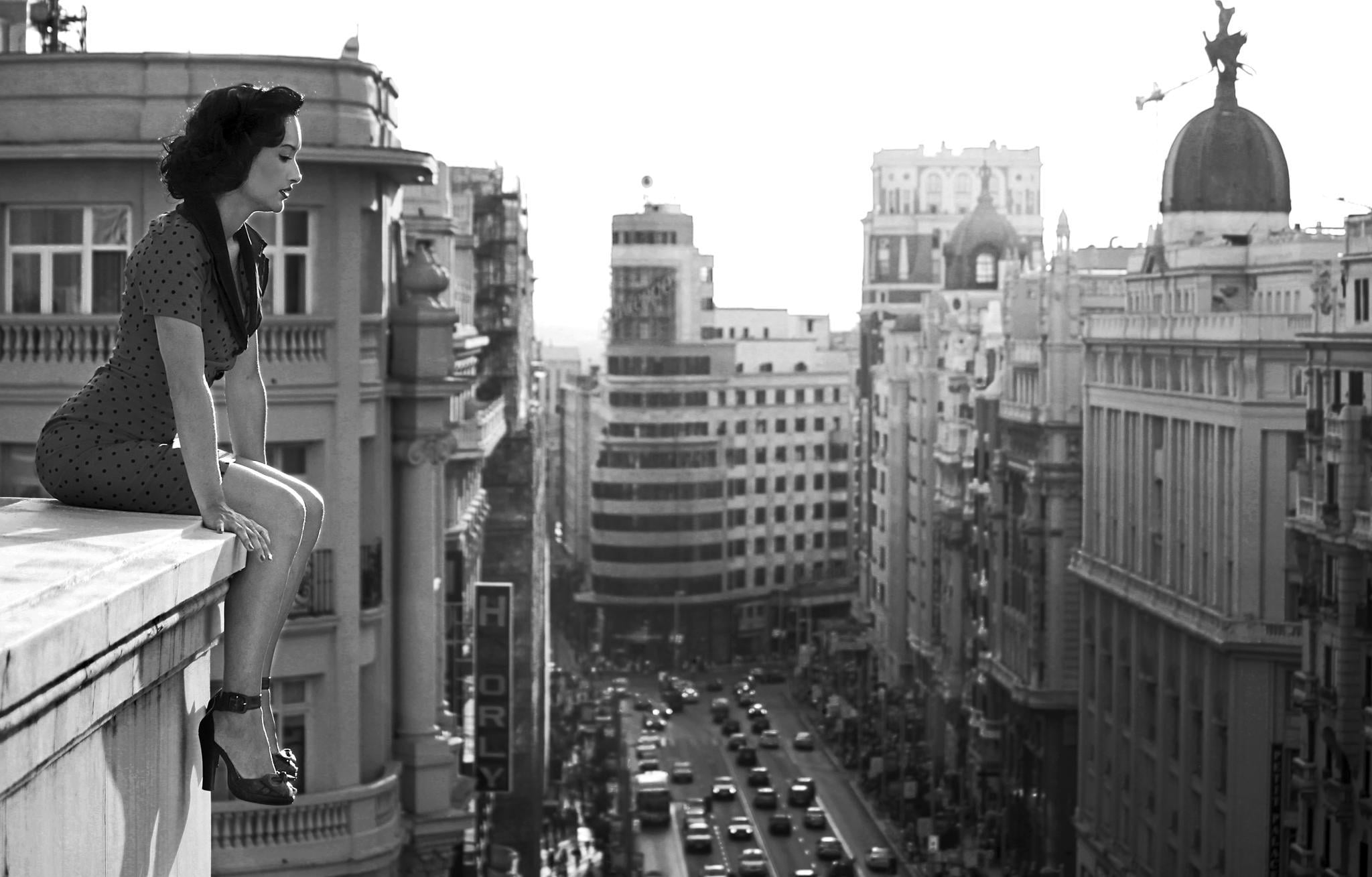 women's cap-sleeved minidress, roof, girl, the city, photo, Madrid