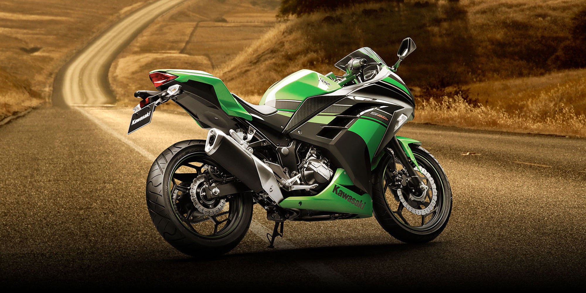 2013 Kawasaki ER-6nL, green and black sports bike, Motorcycles