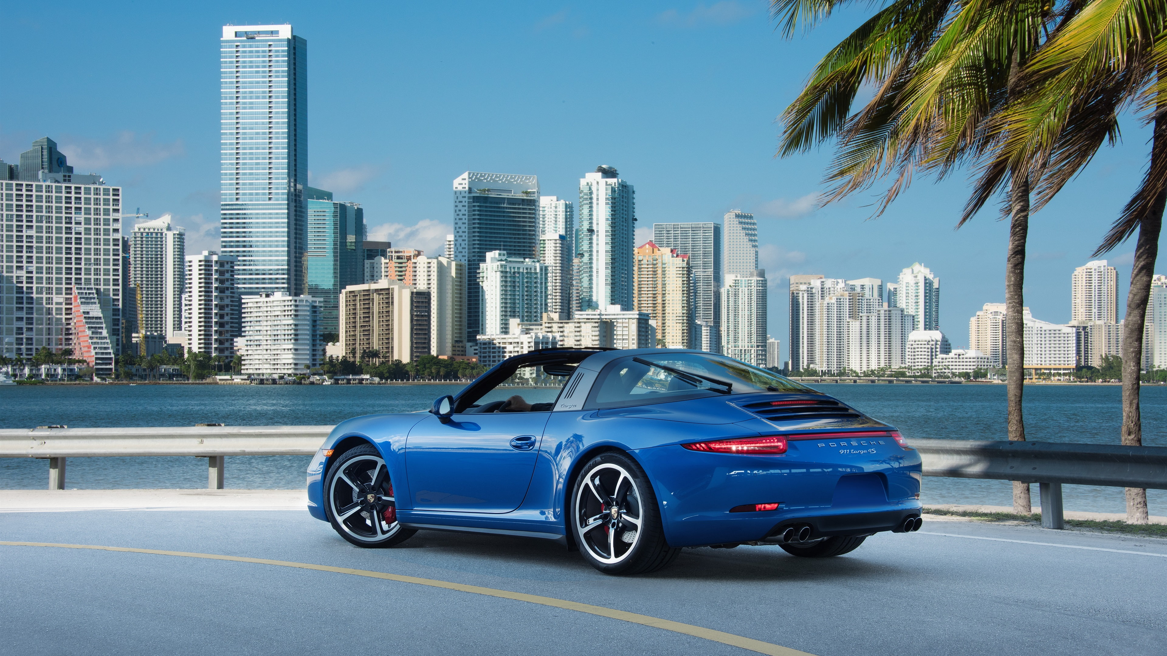 Porsche 911 Targa 4S blue supercar at city