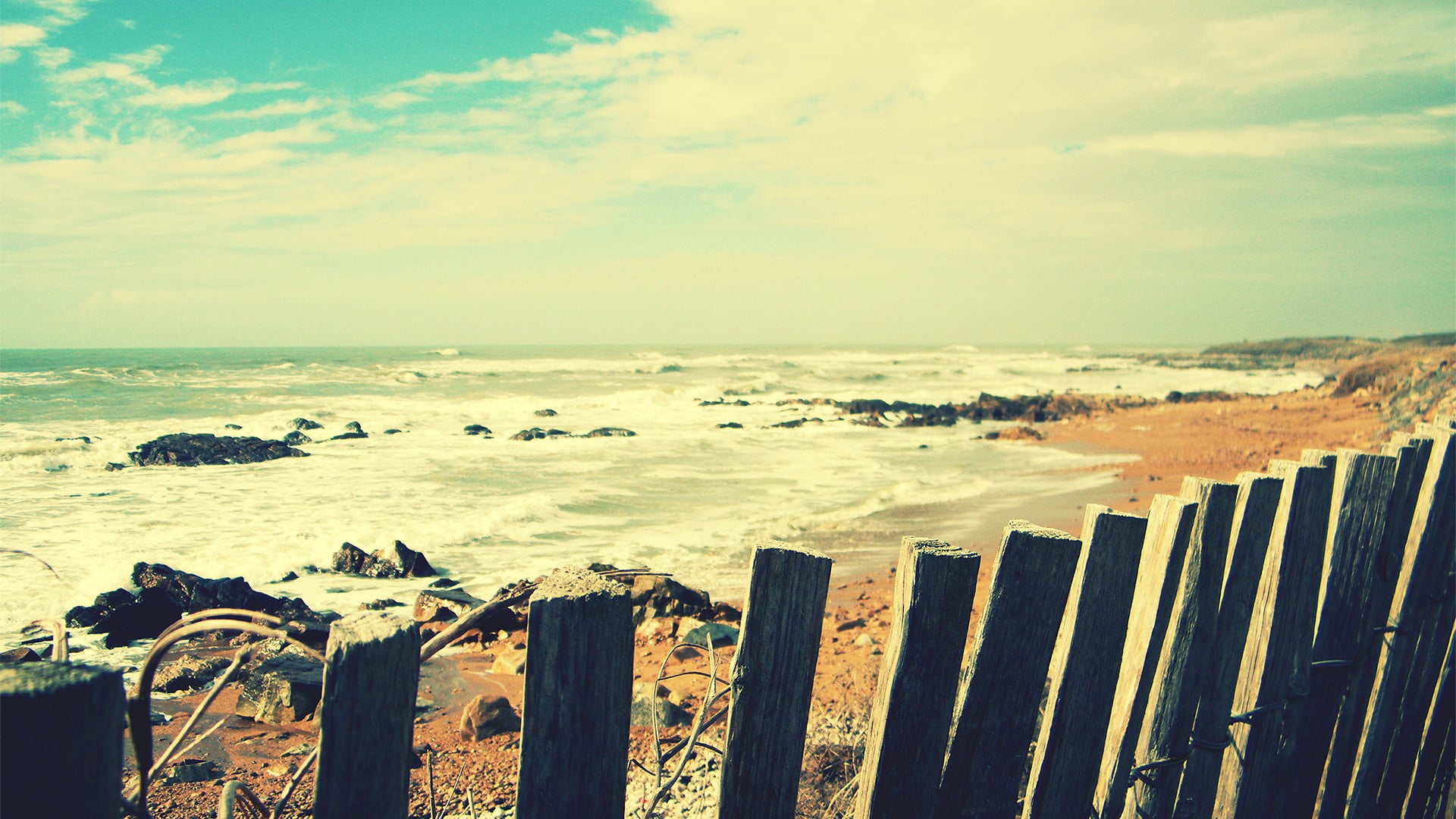 brown wooden fence, beach, rock, nature, sea, sky, water, horizon over water