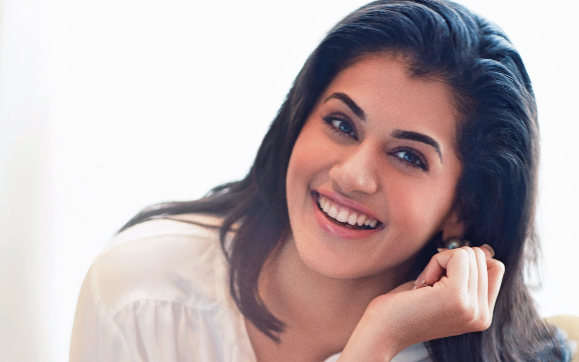 taapsee, indian celebrities, girls, desi girls, portrait, one person
