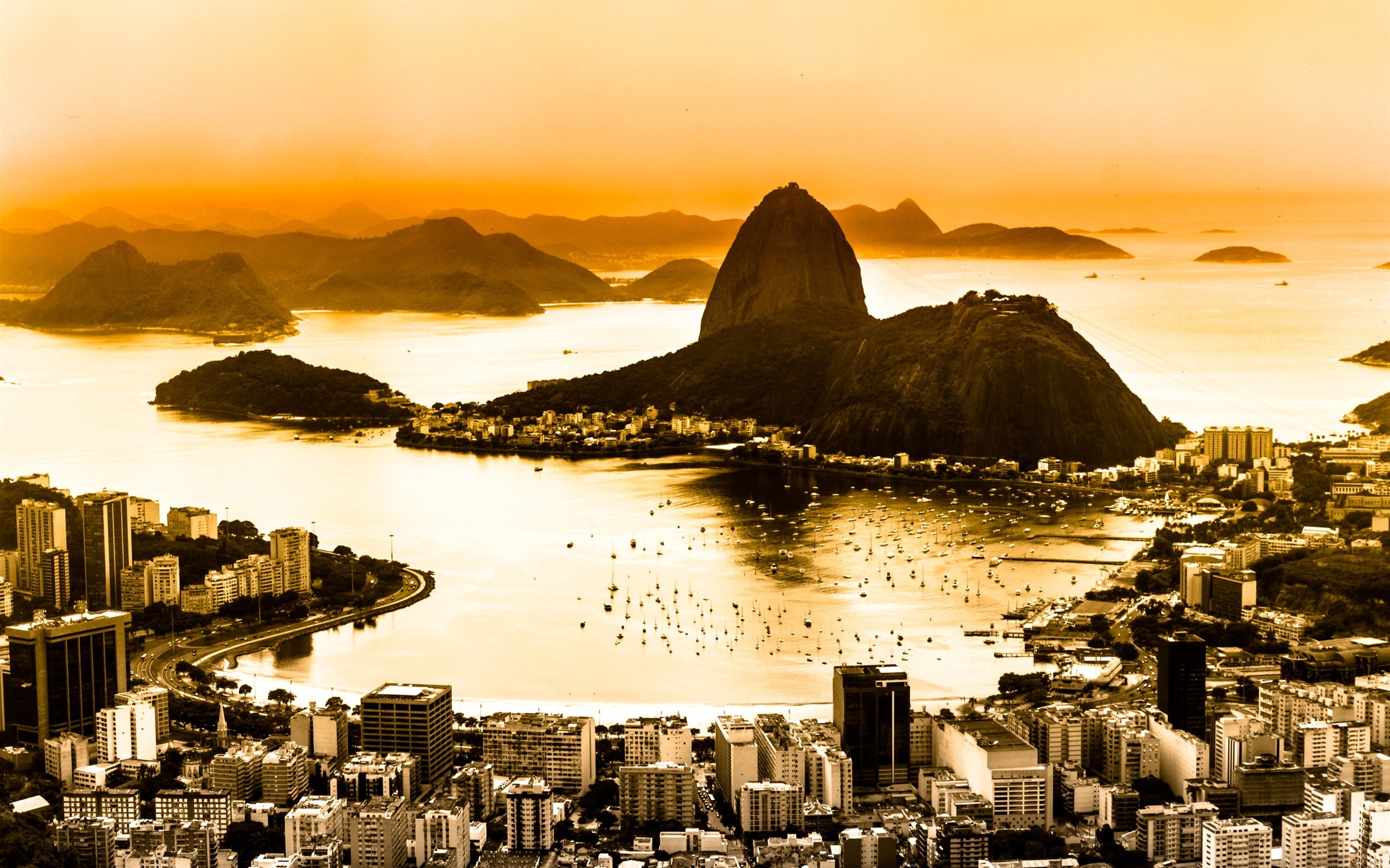 Brazil, Rio de Janeiro, city top view, coast, dawn, fog