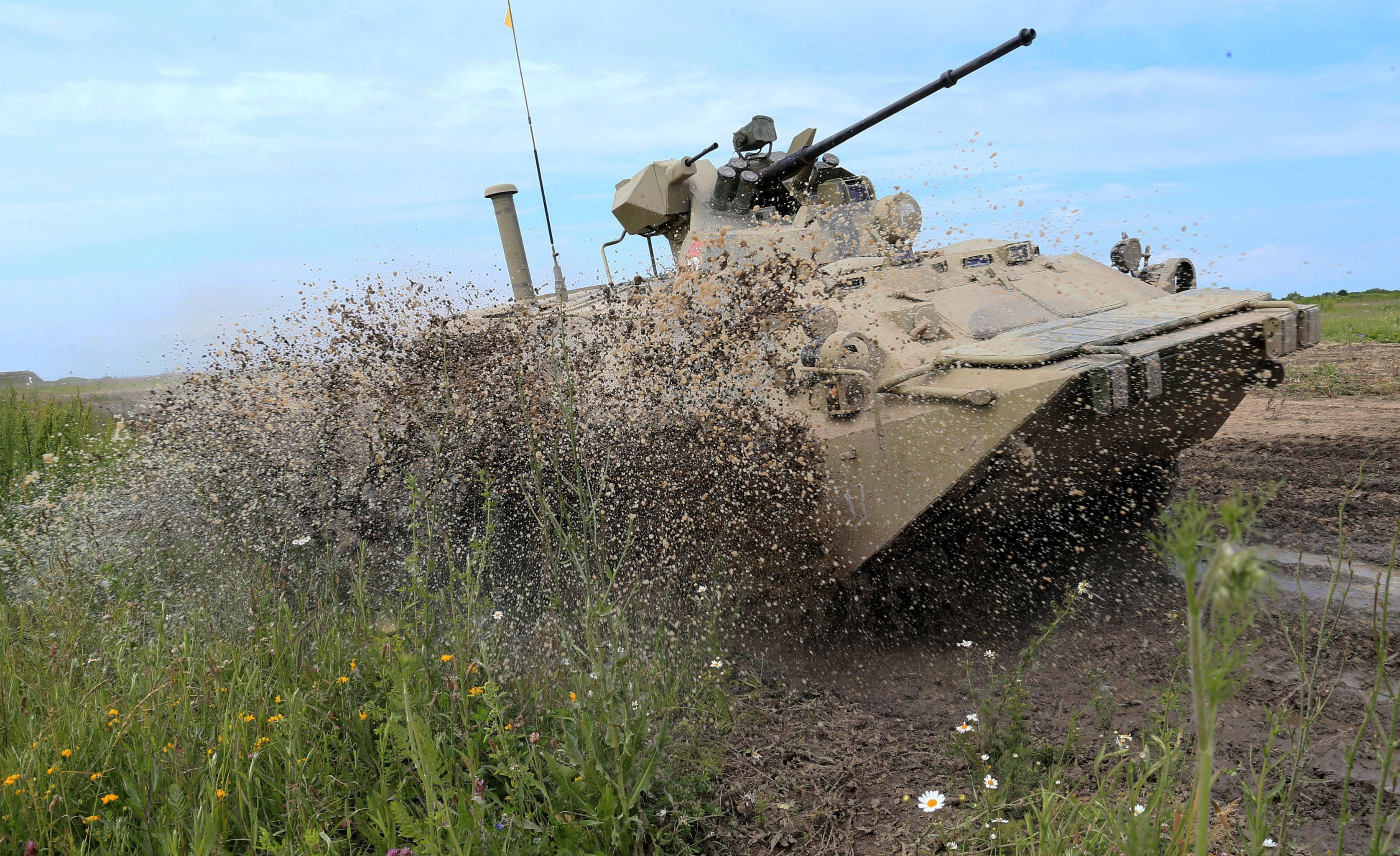 btr 80, nature, day, military, weapon, sky, land, transportation