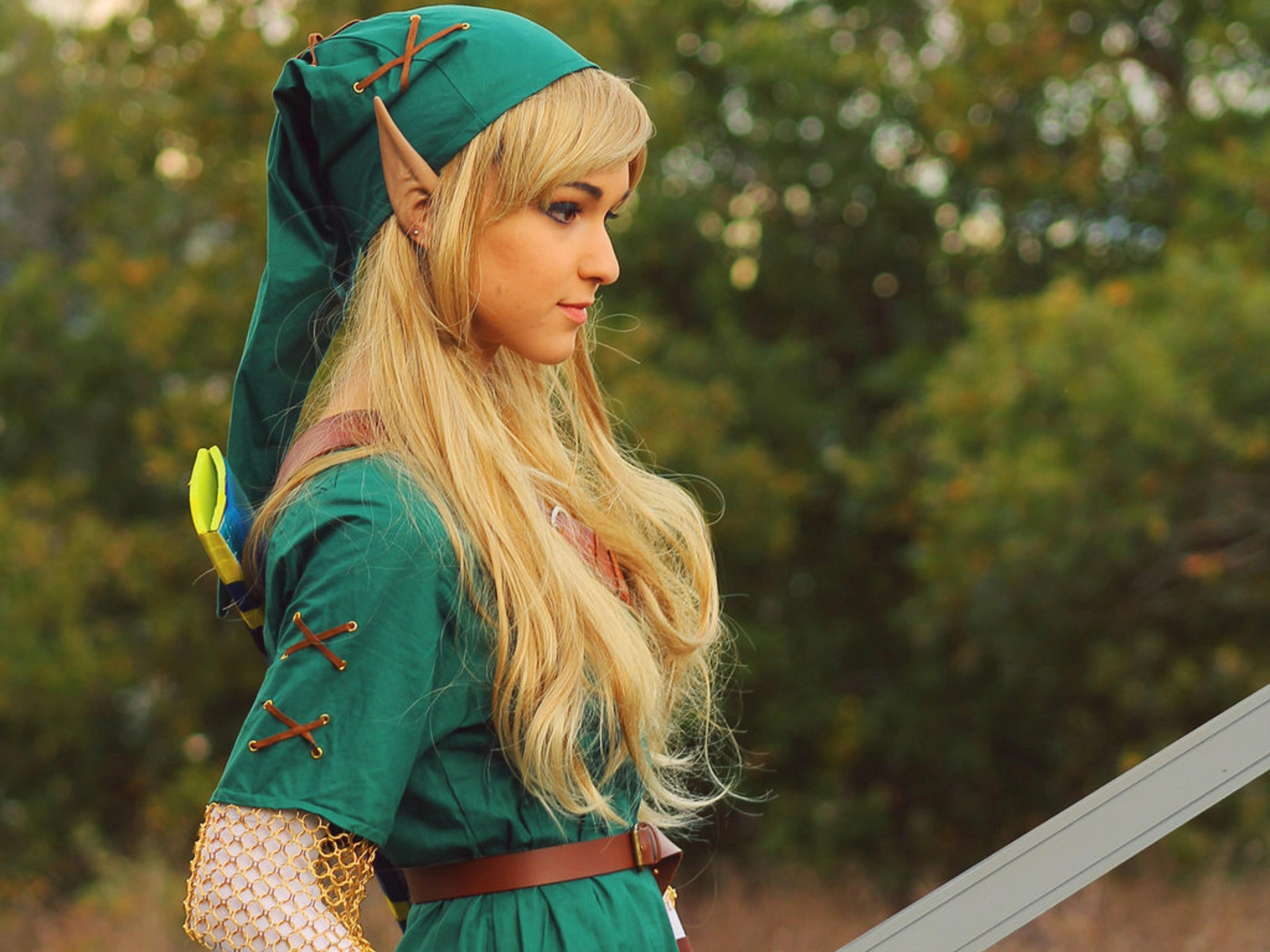 Link, cosplay, genderswap, women, blonde, long hair, profile