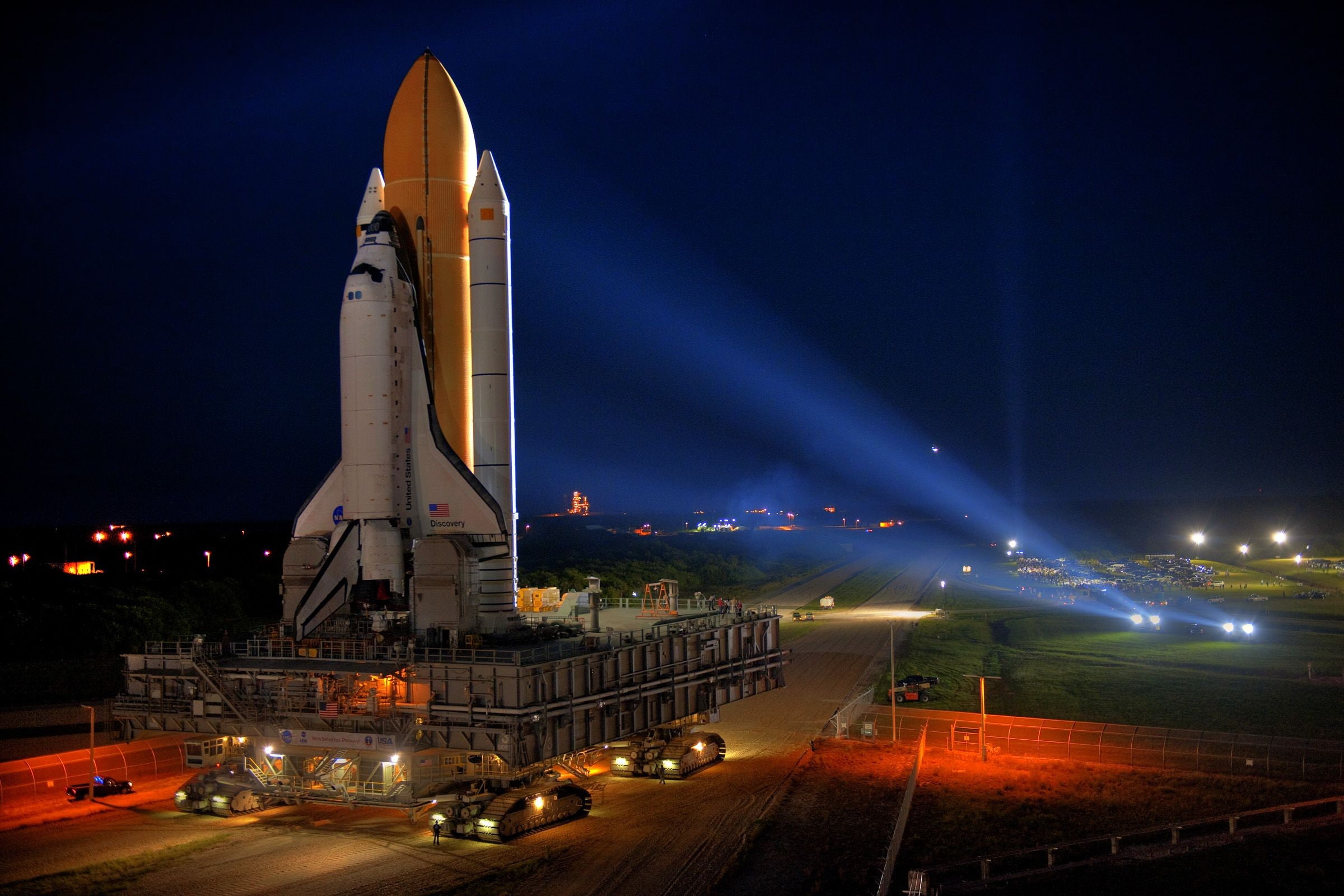 space shuttle, Discovery, Space Shuttle Discovery, NASA, platform