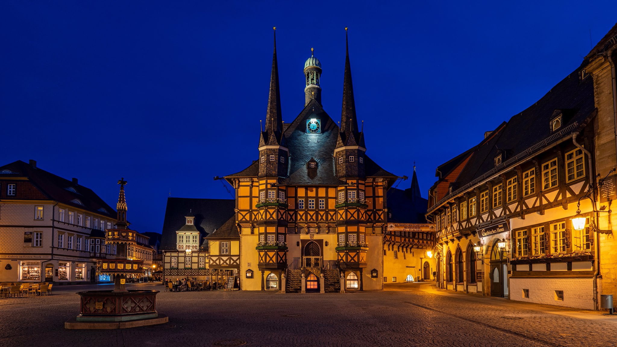 building, home, Germany, area, fountain, night city, town hall