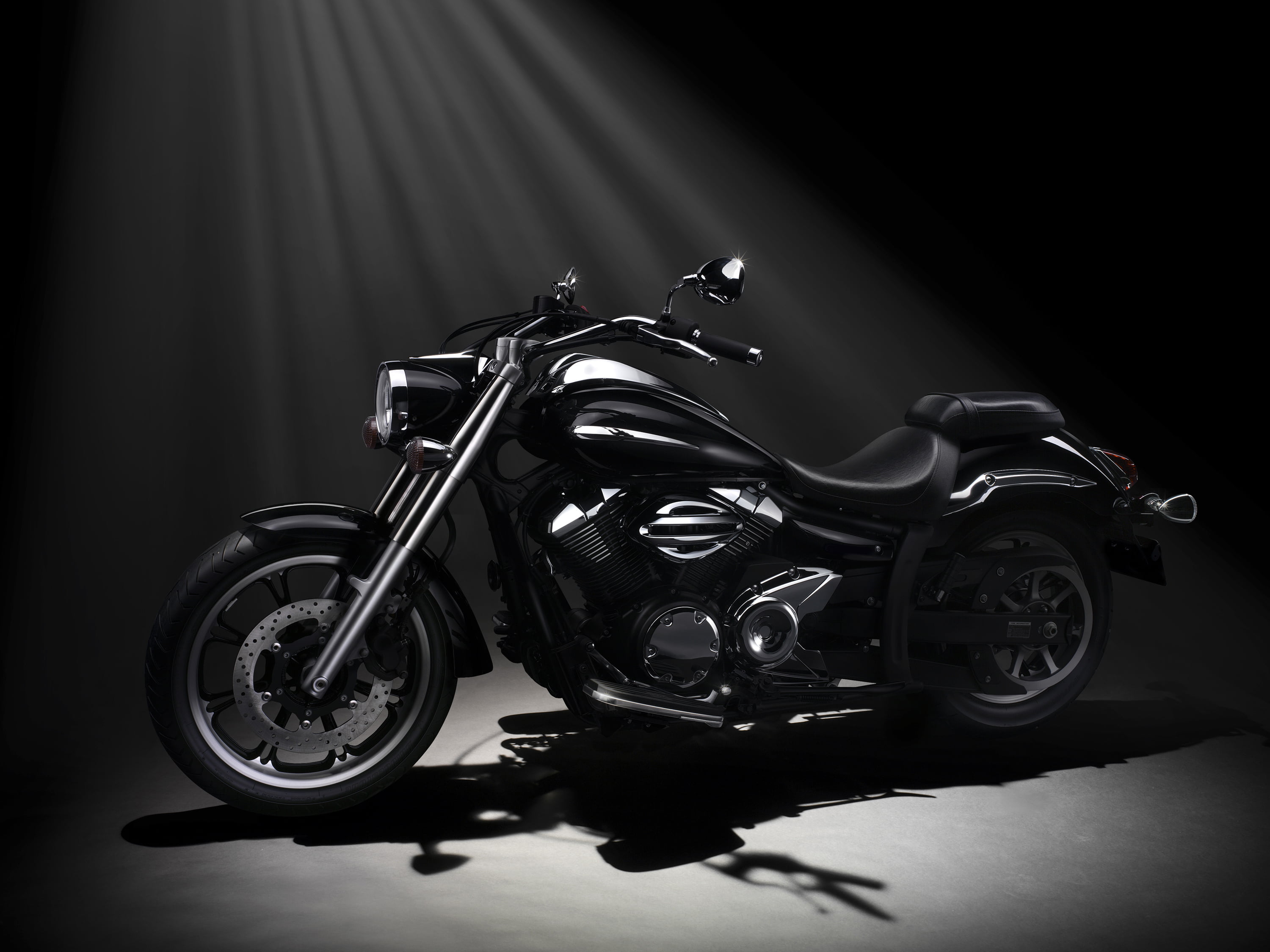 black cruiser bike, yamaha, xvs950a, midnight star, motorcycle