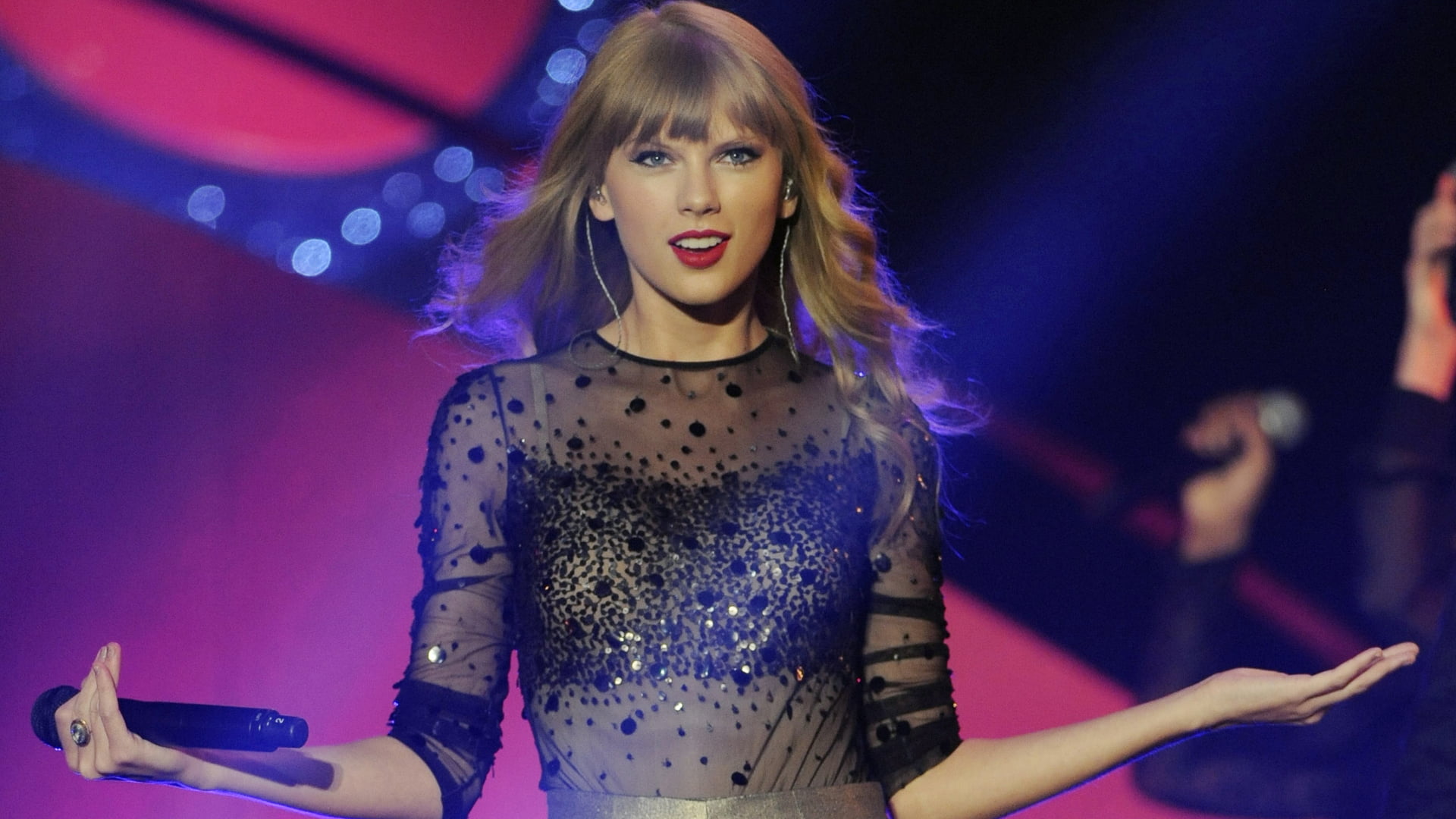 Taylor Swift, singer, women, concerts, arts culture and entertainment