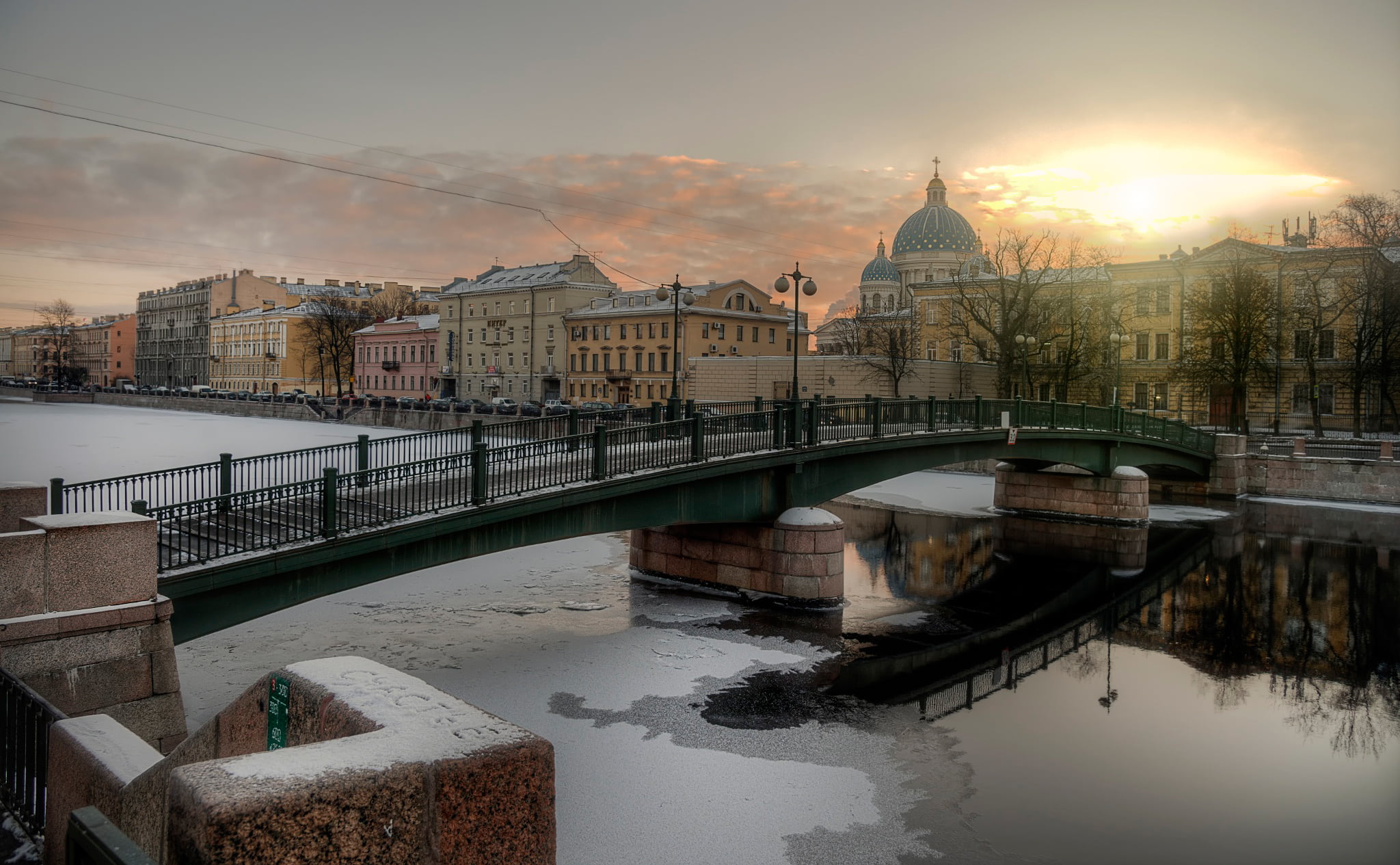 green bridge, winter, Saint Petersburg, Fontanka, architecture