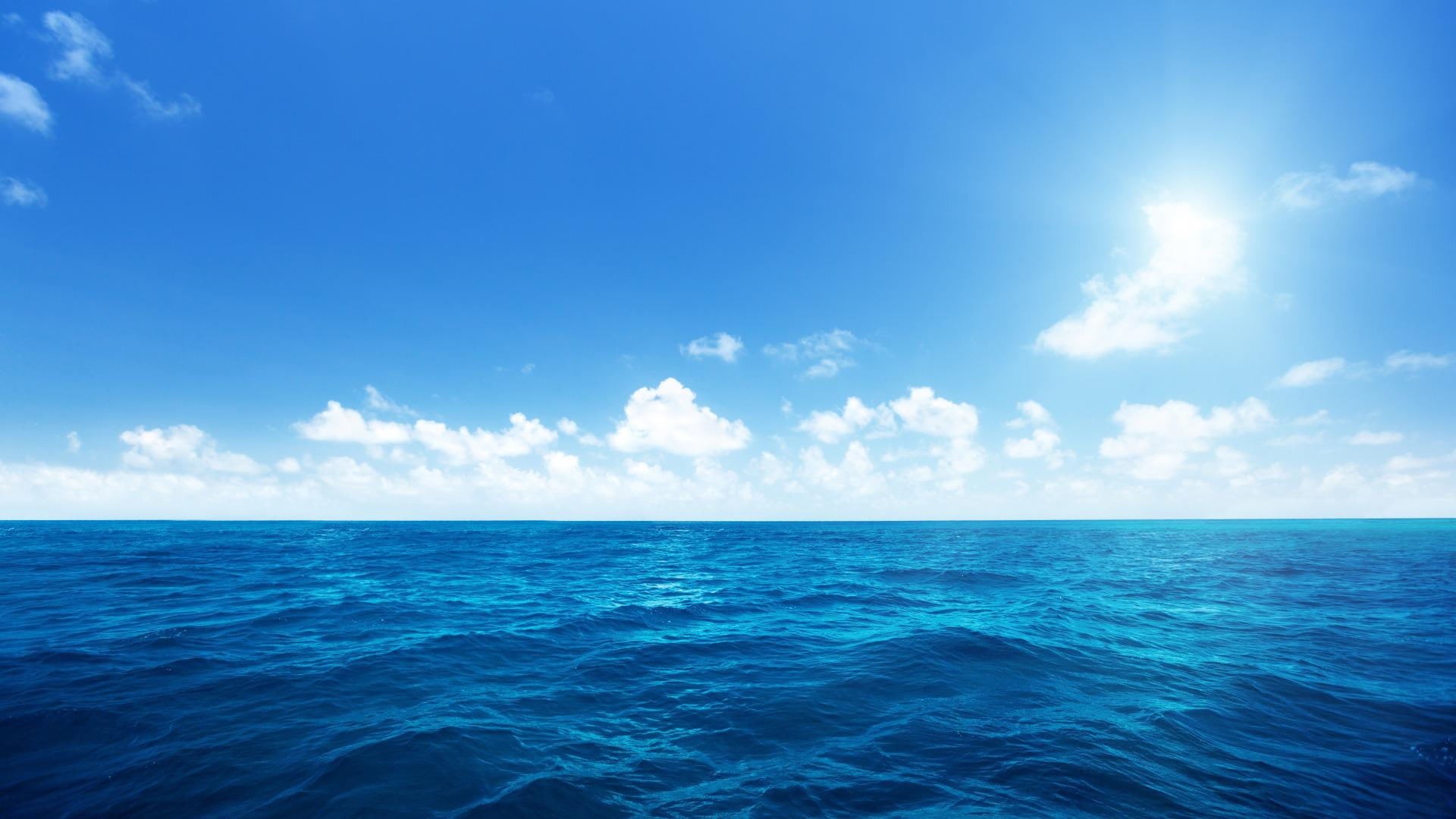 Blue sea, sea, blue sky, white clouds, ocean scenery