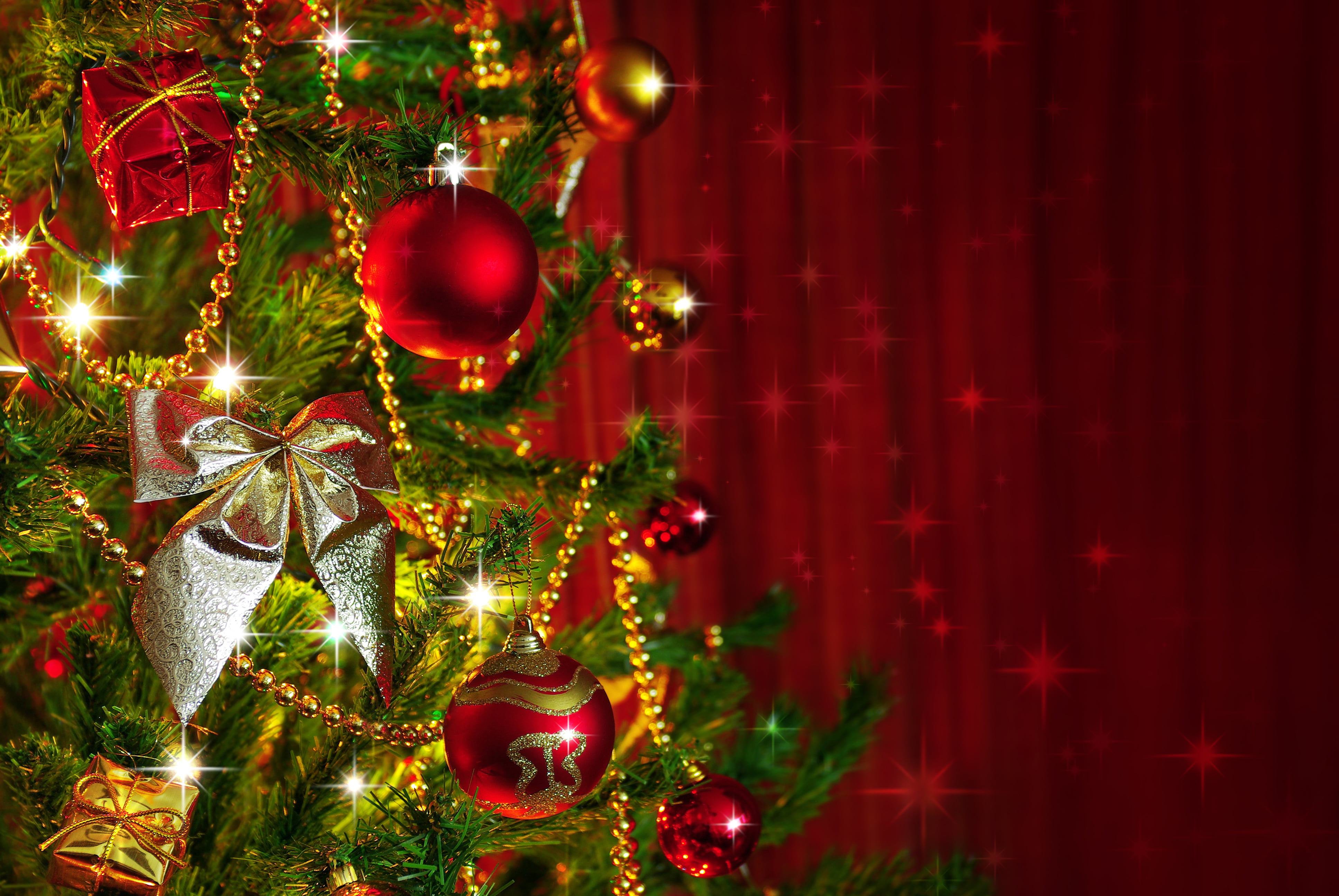 Christmas ornament decor, decoration, balls, tree, New Year, red