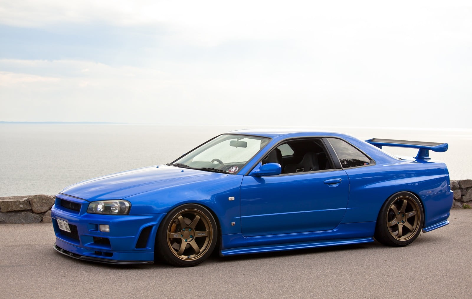 Free Download HD Wallpaper Blue Nissan GTR Coupe Skyline Nissan Skyline GT R R JDM