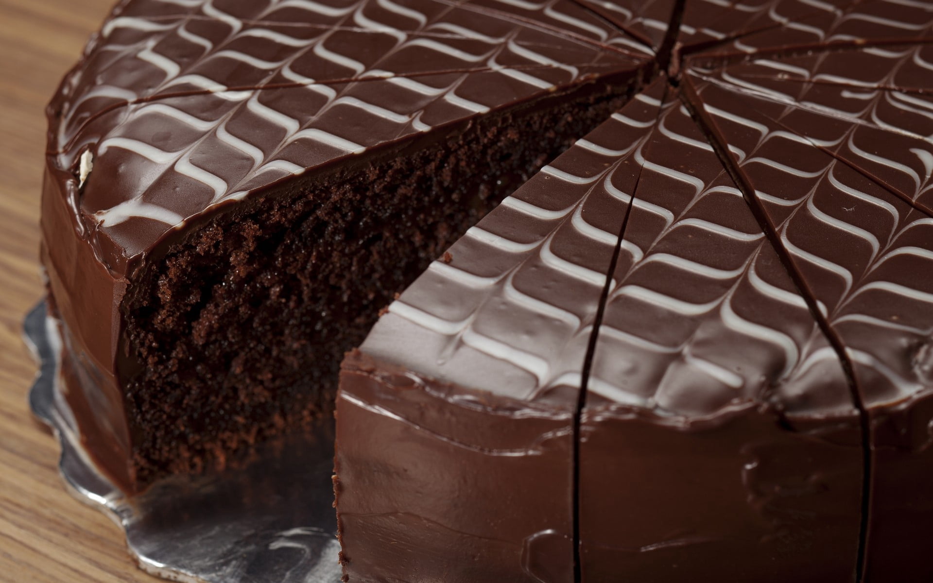 round chocolate cake, frosting, dessert, food, sweet Food, gourmet