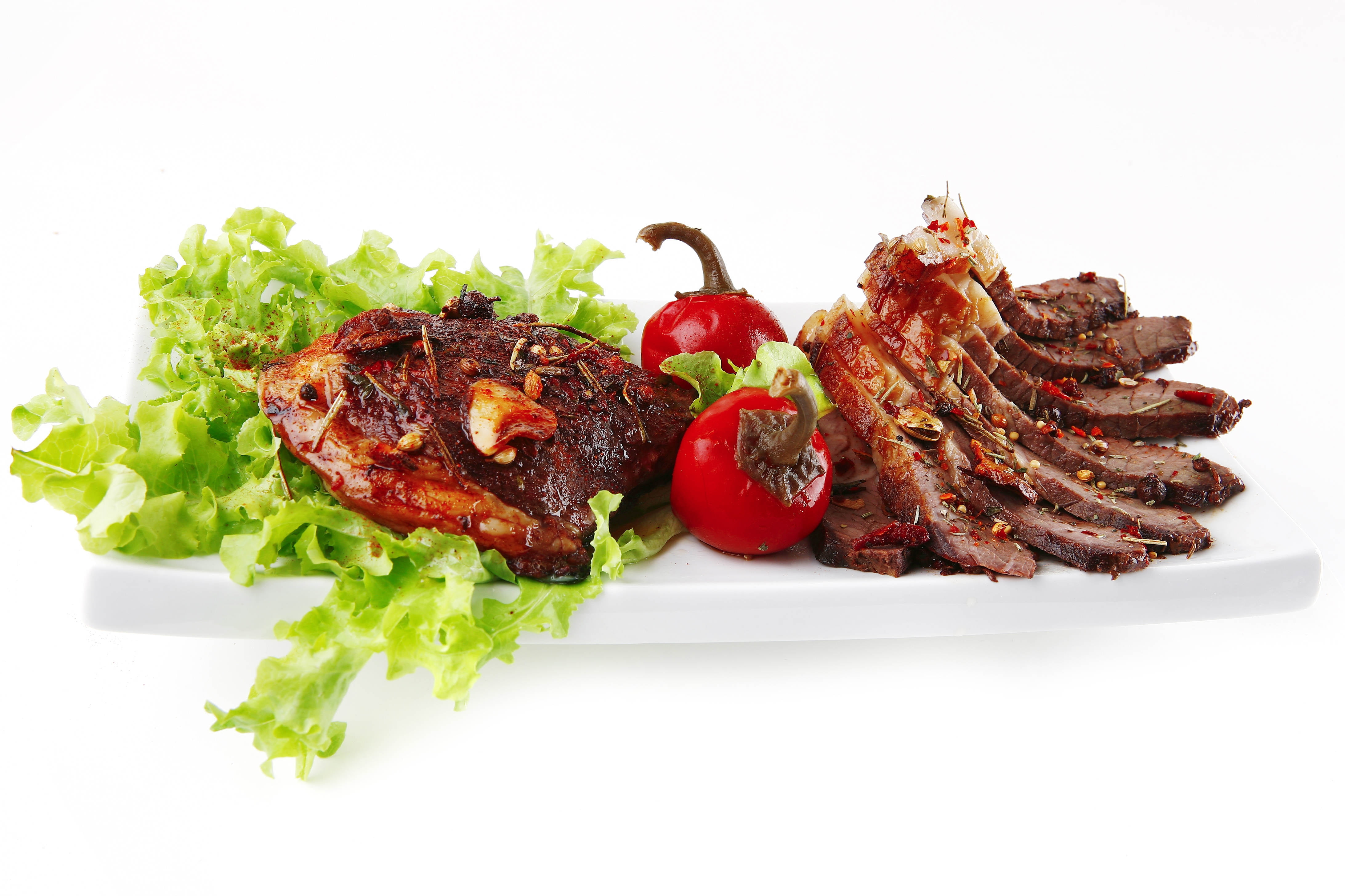 cooked meat and tomatoes, lettuce, white background, food, dinner