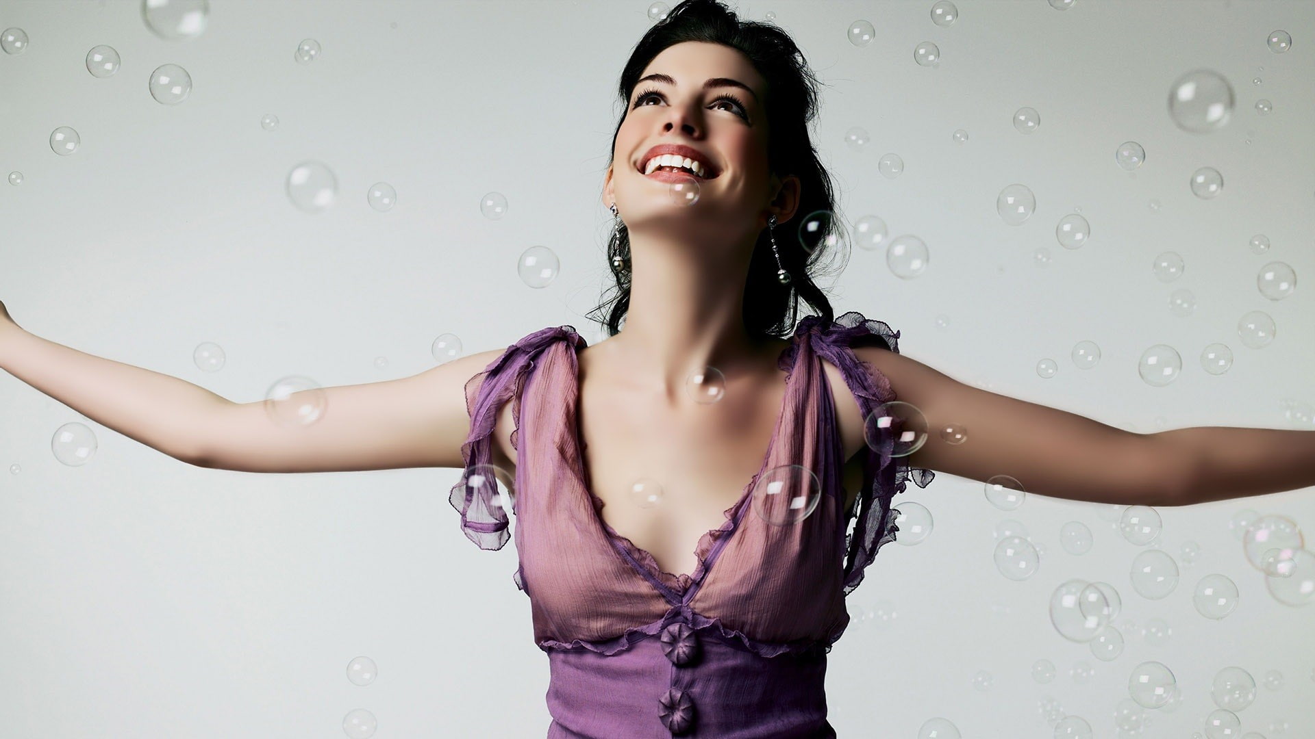 Anne Hathaway, smiling, bubbles, dress, actress, women, celebrity