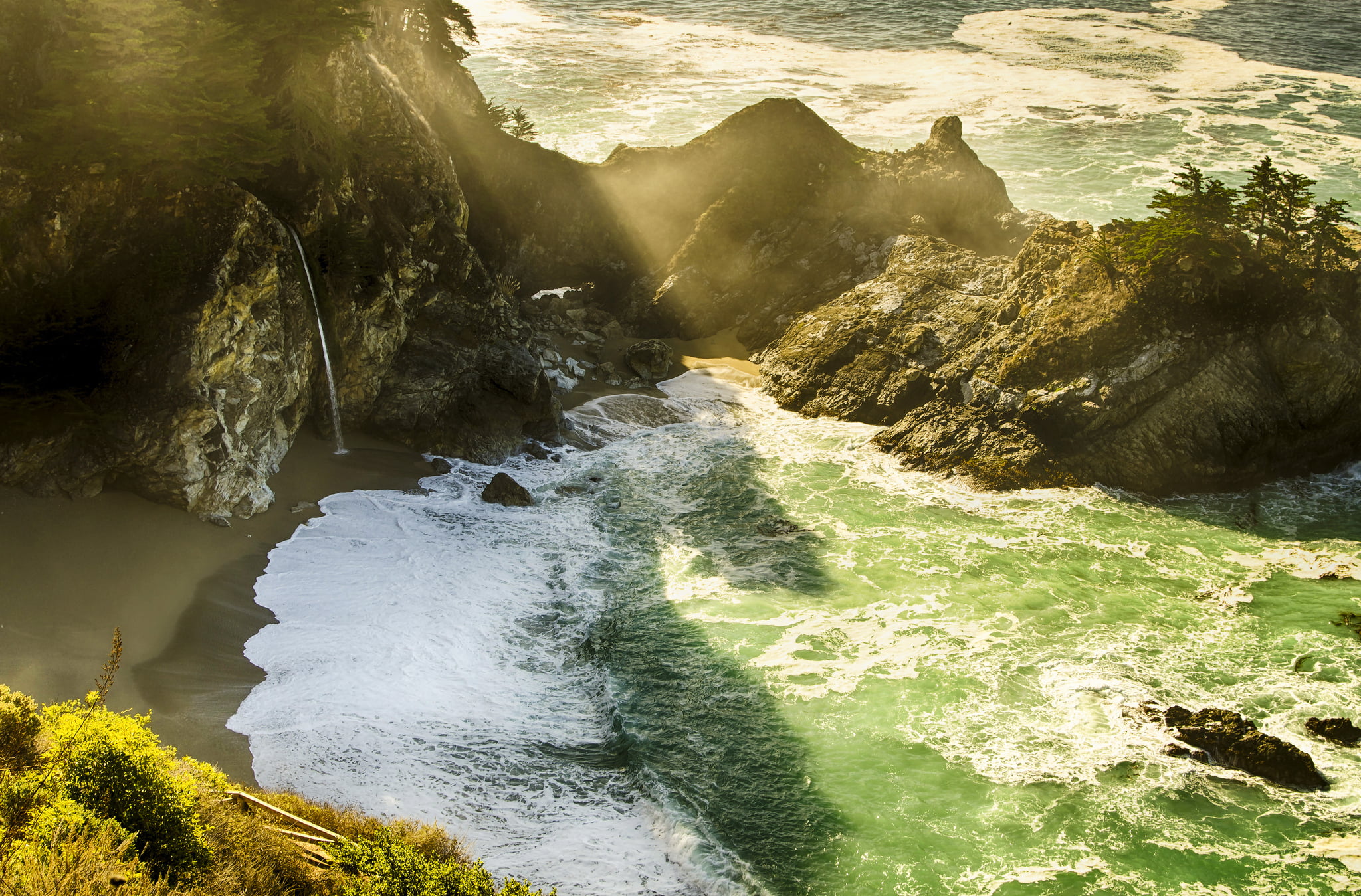 beach, rays, light, rocks, waterfall, California, USА, Monterey County