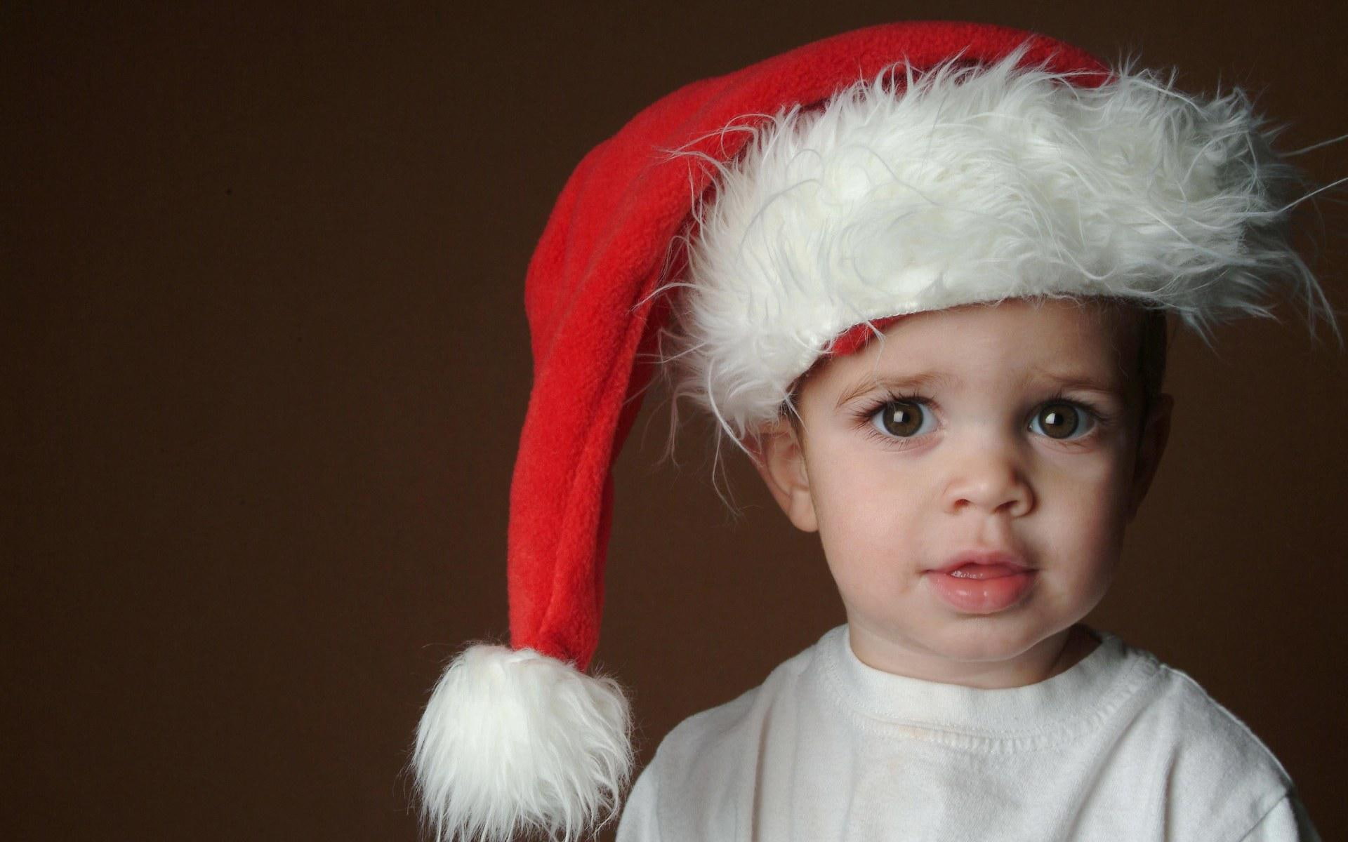 child, hat santa claus, expectation, face, eyes