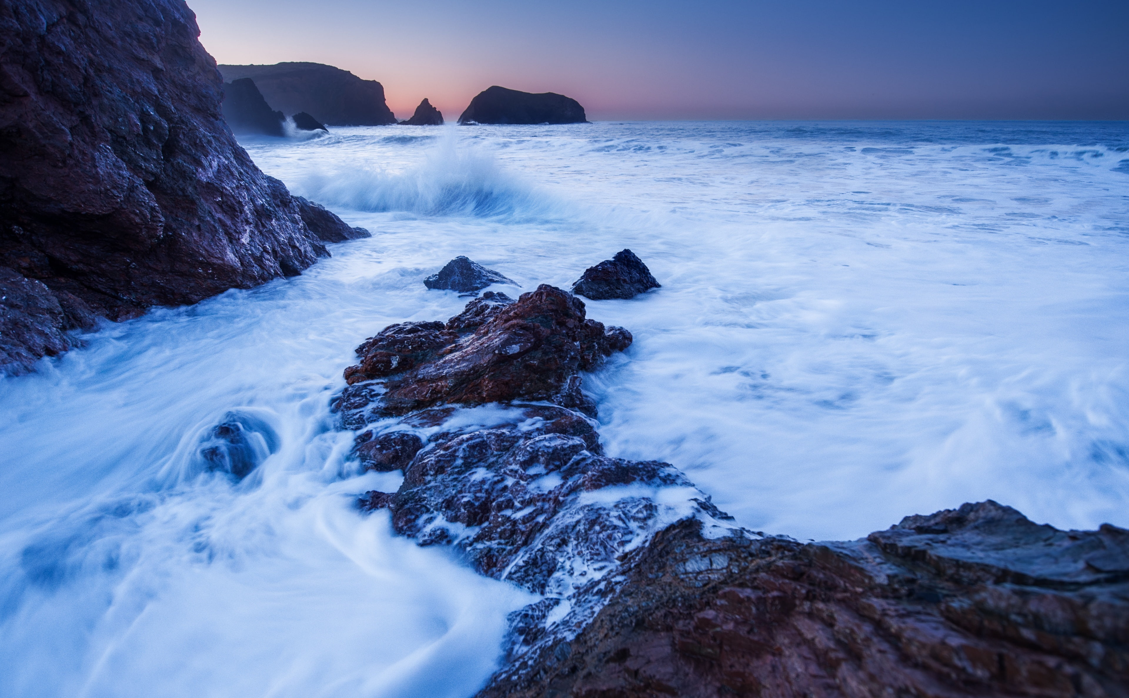 Rodeo Beach, blue ocean waves, United States, California, Pacific