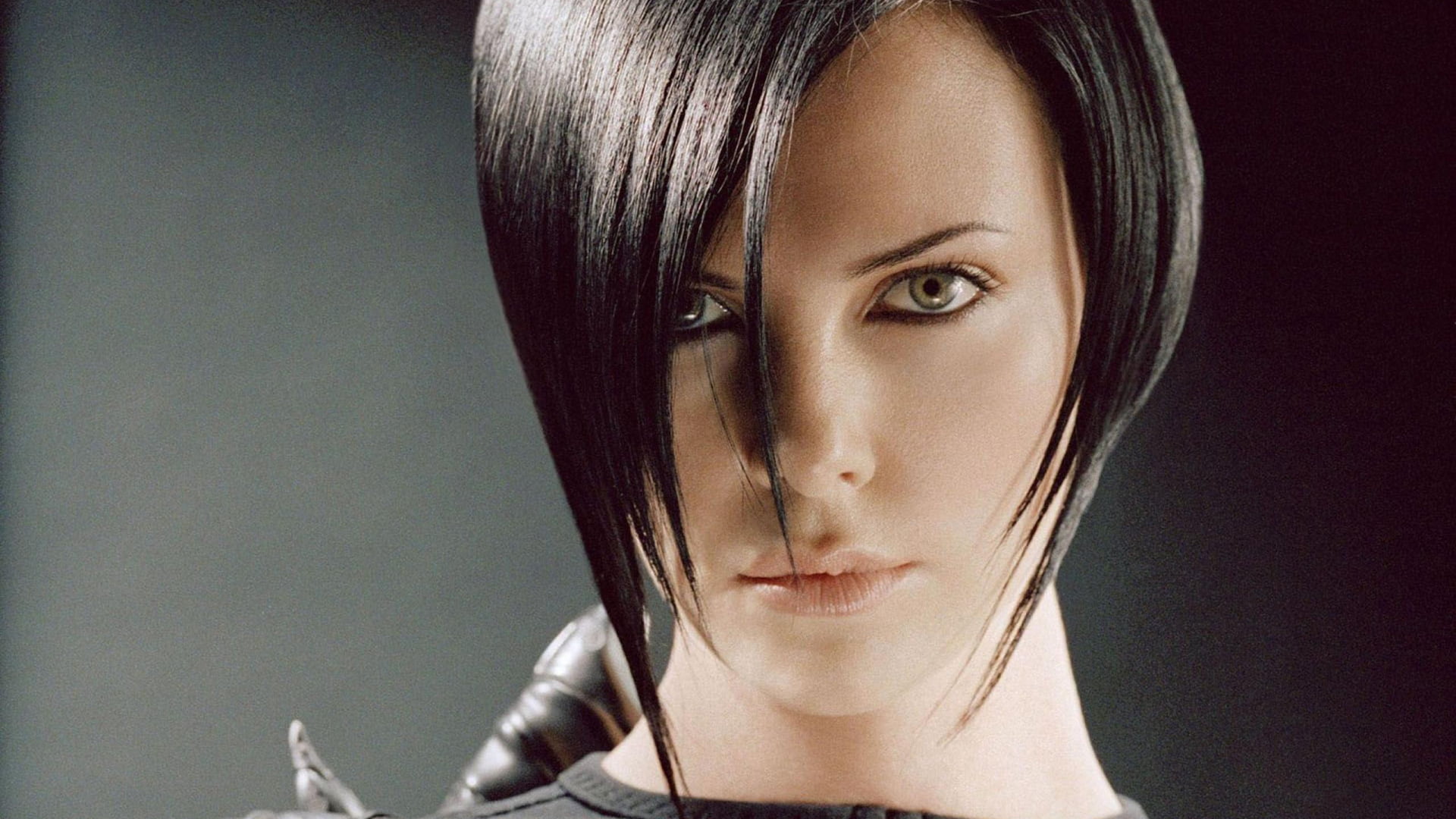 Charlize Theron, Aeon Flux, portrait, looking at camera, one person