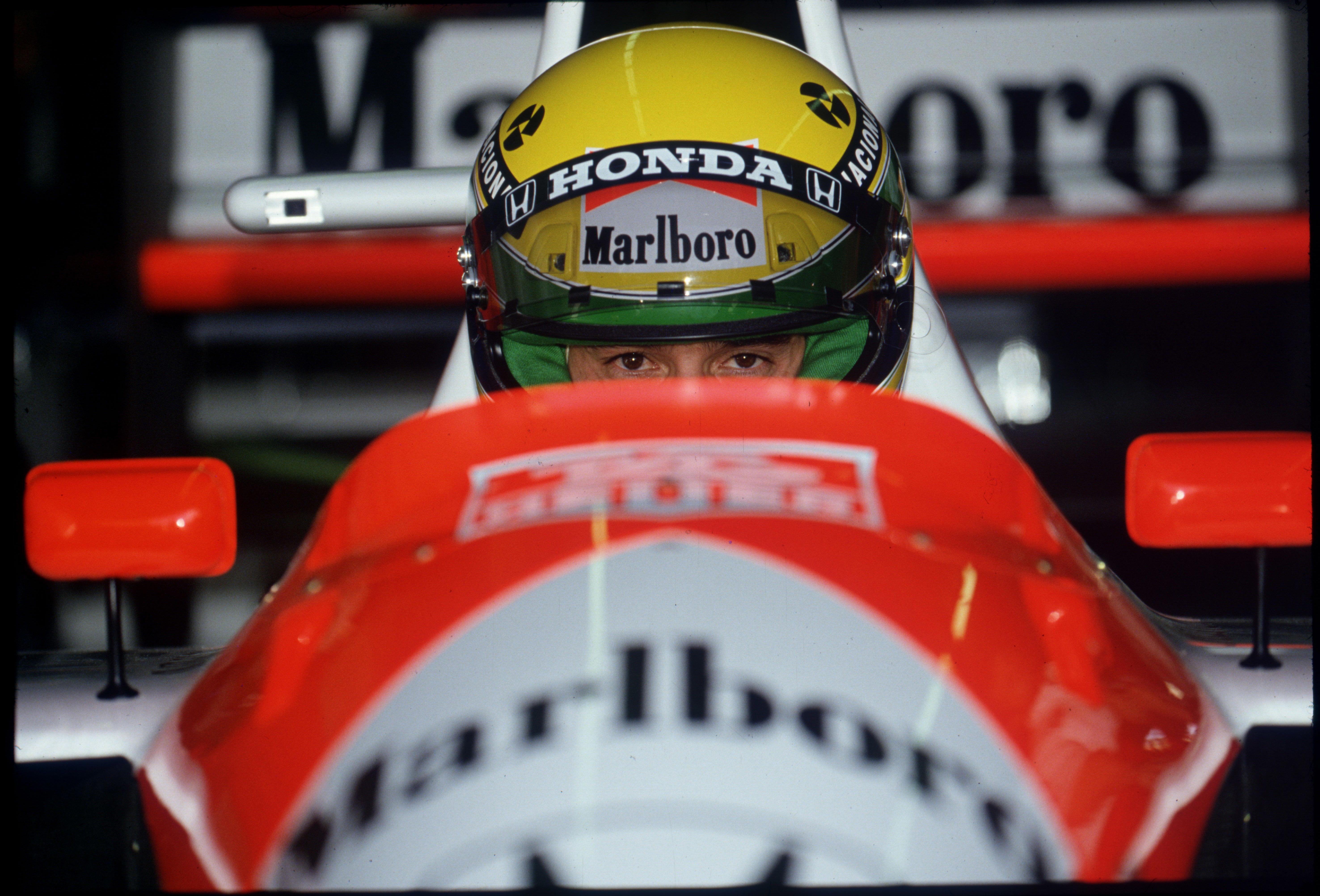 red and white Marlboro F1 vehicle, McLaren, USA, Phoenix, Ayrton Senna