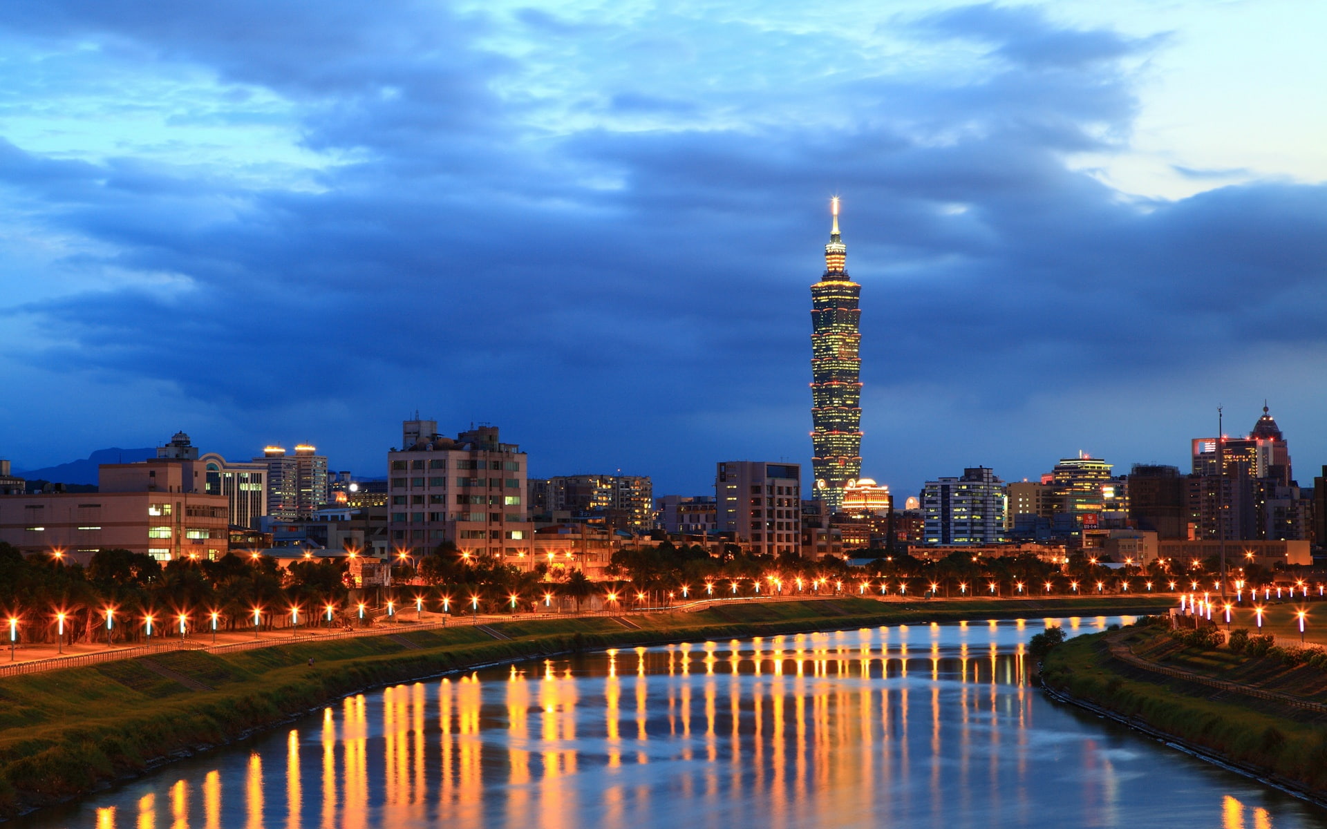 City night of Taipei, river, buildings, lights