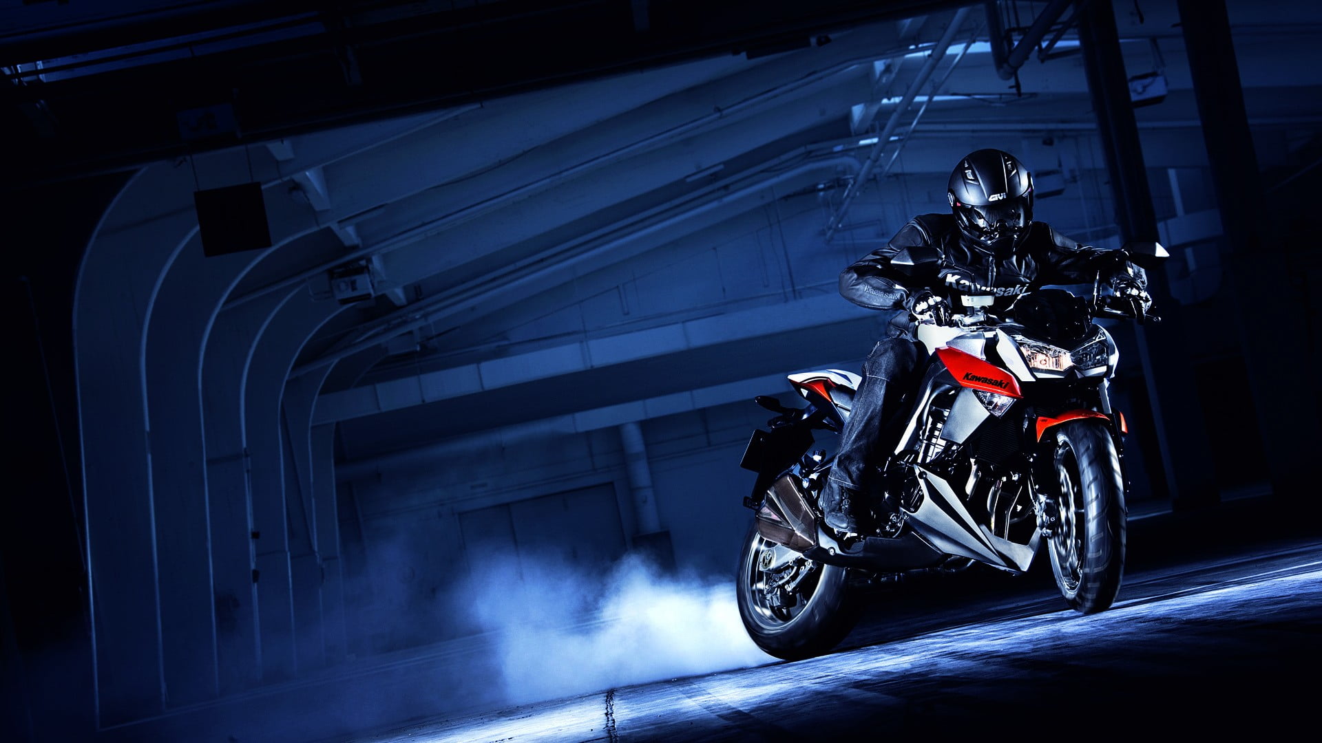 gray and red sport motorcycle screengrab, Kawasaki Z1000, helmet